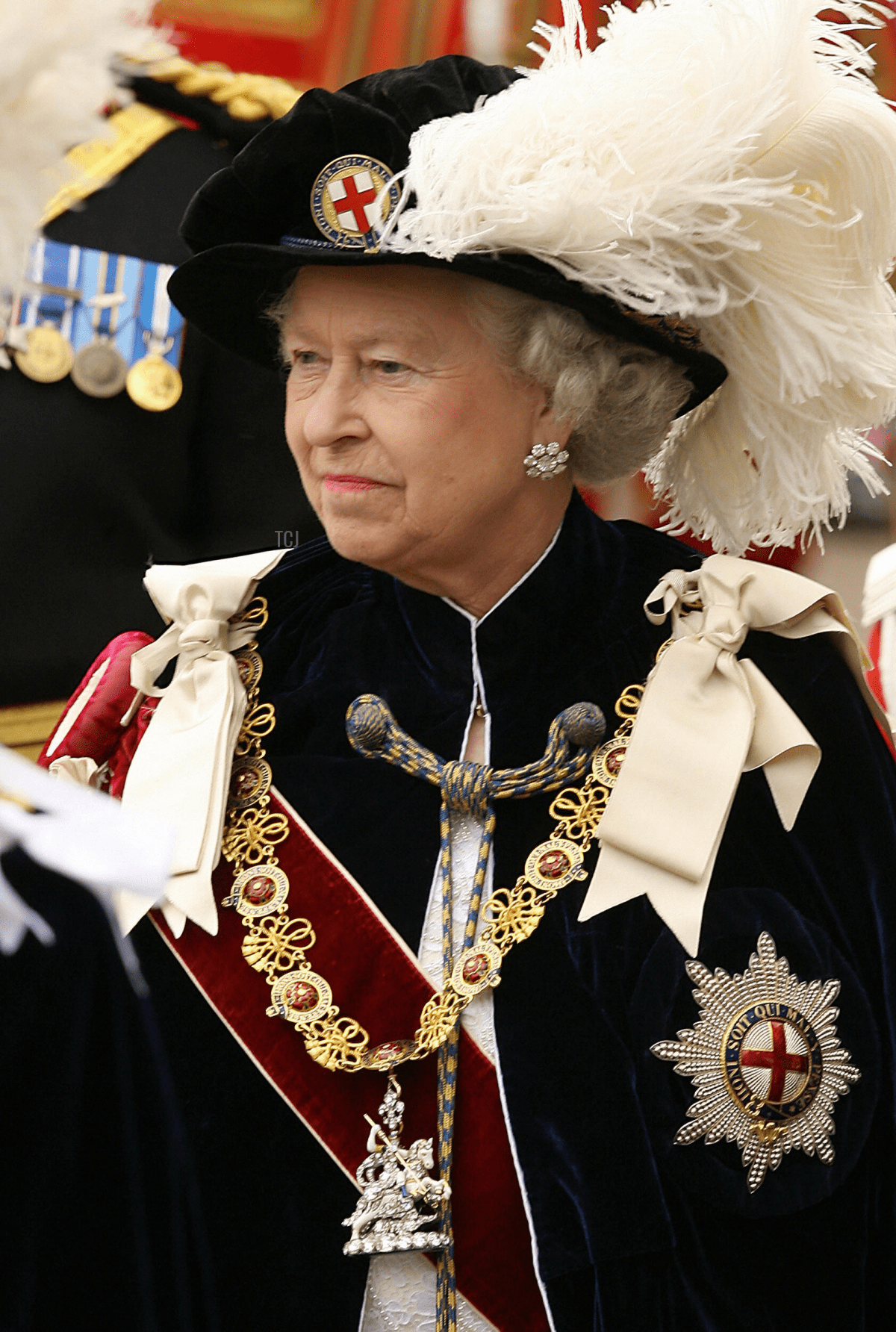 La regina Elisabetta II partecipa al 'Processione e Servizio di Installazione' del Most Noble Order of the Garter al Castello di Windsor, 19 Giugno 2006