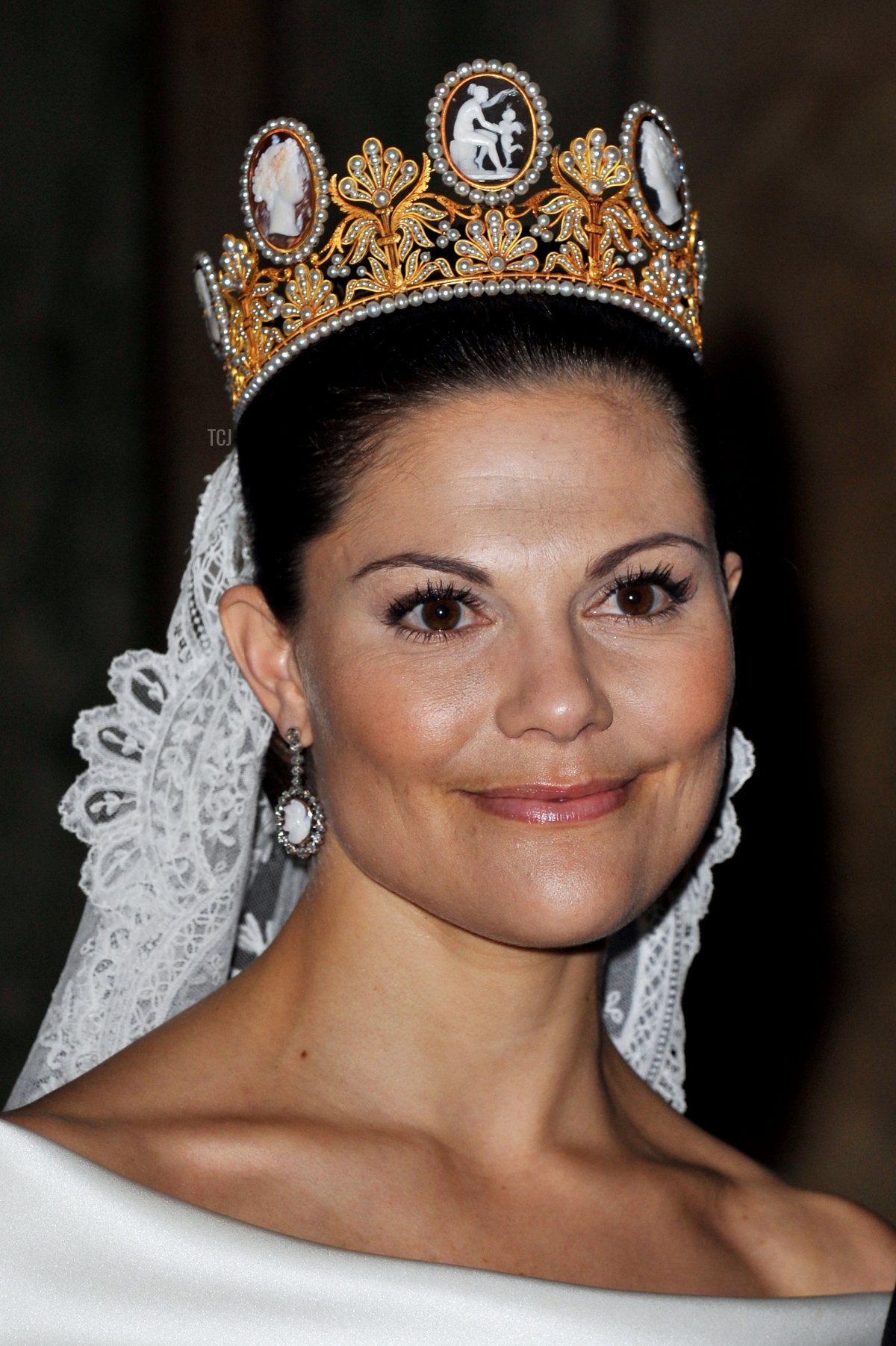 La Crown Princess Victoria di Svezia partecipa al suo banchetto nuziale al Palazzo Reale il 19 giugno 2010 a Stoccolma, Svezia