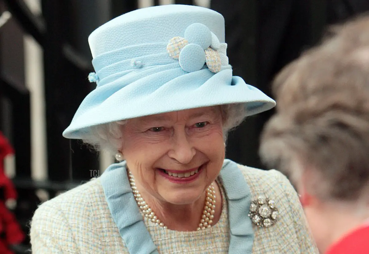 La regina Elisabetta II di Gran Bretagna arriva all'Abbazia di Westminster a Londra, in anticipo rispetto all'osservanza annuale per il Giorno del Commonwealth, il 9 marzo 2009