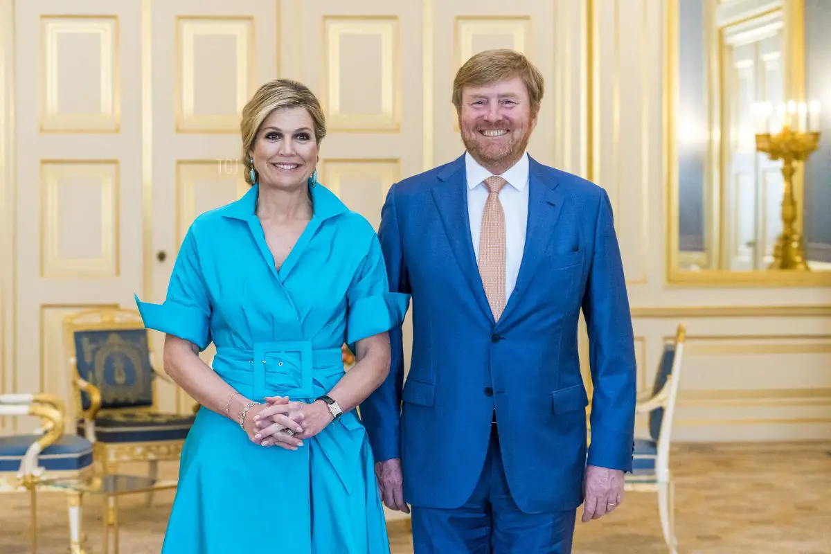 Re Willem-Alexander e Regina Maxima durante la presentazione del premio Appeltjes van Oranje al Palazzo Noordeinde all'Aia il 1 giugno 2021