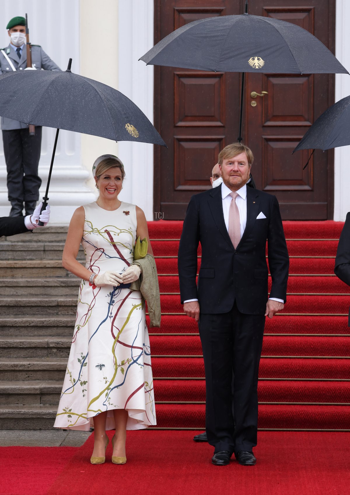 Re Willem-Alexander e Regina Maxima dei Paesi Bassi arrivano al Castello Bellevue il 5 luglio 2021 a Berlino, Germania