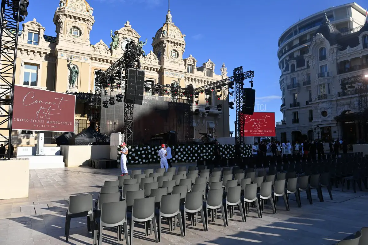 Vista generale del palco prima del Concerto Estivo della Croce Rossa il 16 luglio 2021 a Monte-Carlo, Monaco