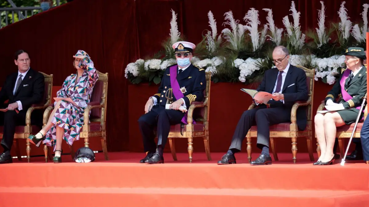 La famiglia reale belga partecipa alla parata militare a Bruxelles il Giorno Nazionale, 21 luglio 2021