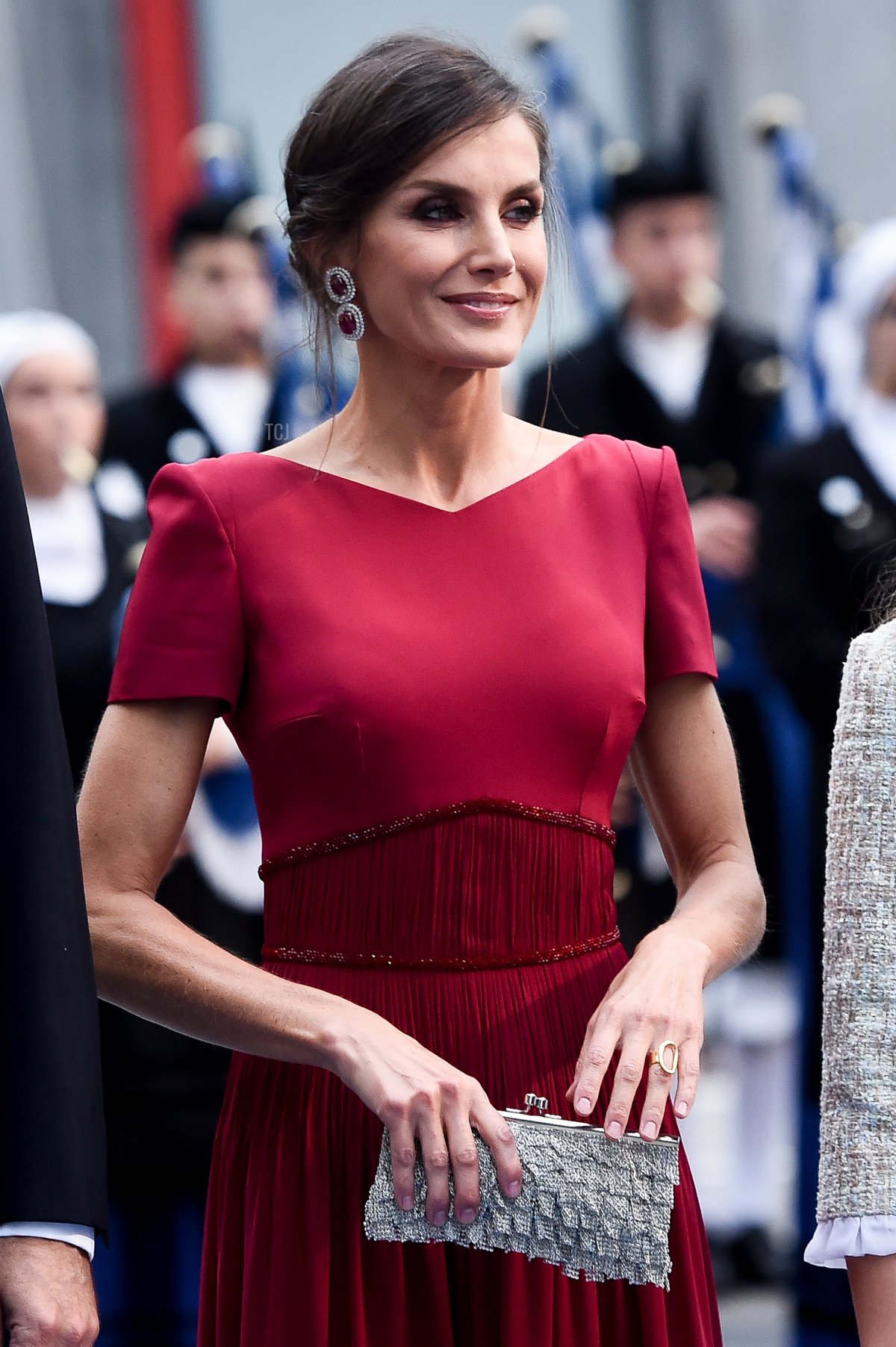 La regina Letizia di Spagna arriva al Teatro Campoamor in vista della Cerimonia dei Premi 'Princesa de Asturias' 2019 il 18 ottobre 2019 a Oviedo, Spagna