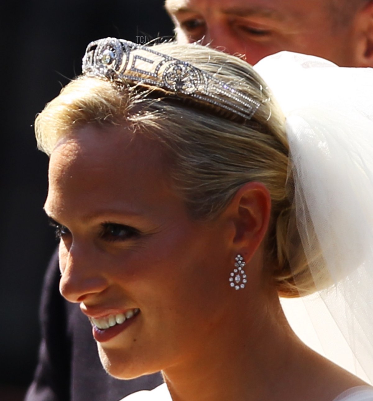 Zara Phillips dopo il suo matrimonio reale con Mike Tindall alla Canongate Kirk il 30 luglio 2011 a Edimburgo, Scozia