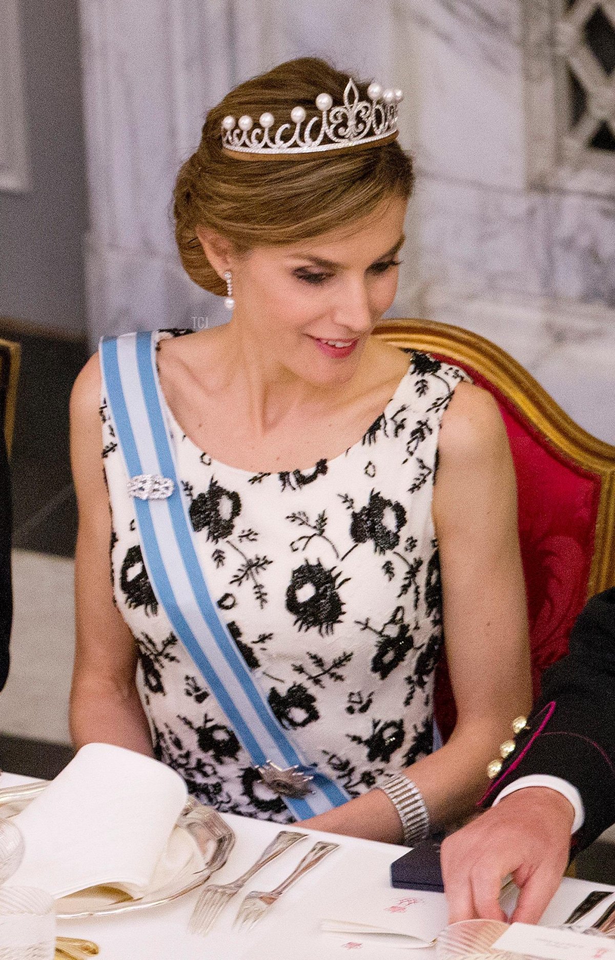 Copenaghen, Danimarca. 15 Apr, 2015. La regina Letizia di Spagna partecipa alla cena di gala per il 75° compleanno della regina danese Margrethe al Palazzo Christiansborg a Copenaghen, Danimarca, 15 aprile 2015