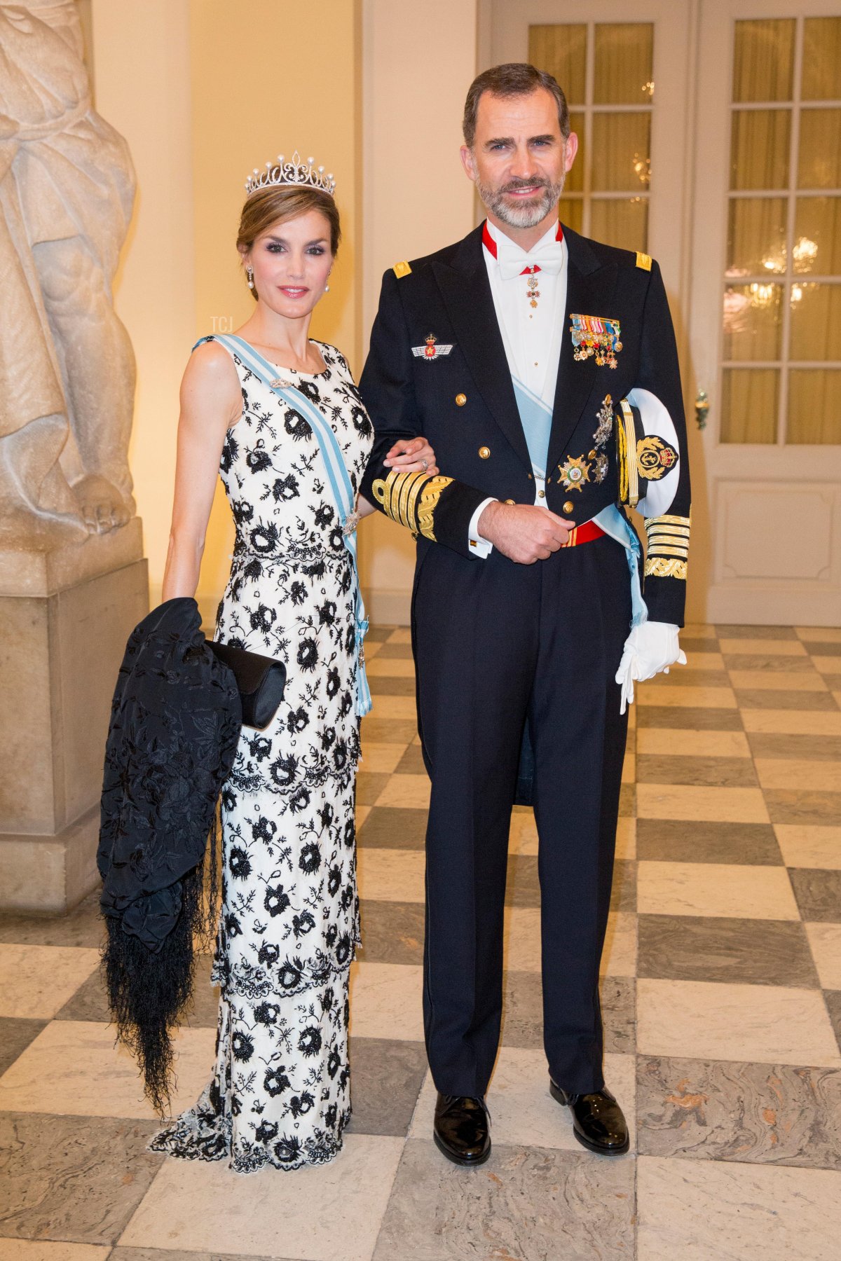 Copenaghen, Danimarca. 15 Apr, 2015. Il re Felipe e la regina Letizia di Spagna partecipano alla cena di gala per il 75° compleanno della regina danese Margrethe al Palazzo Christiansborg a Copenaghen, Danimarca, 15 aprile 2015