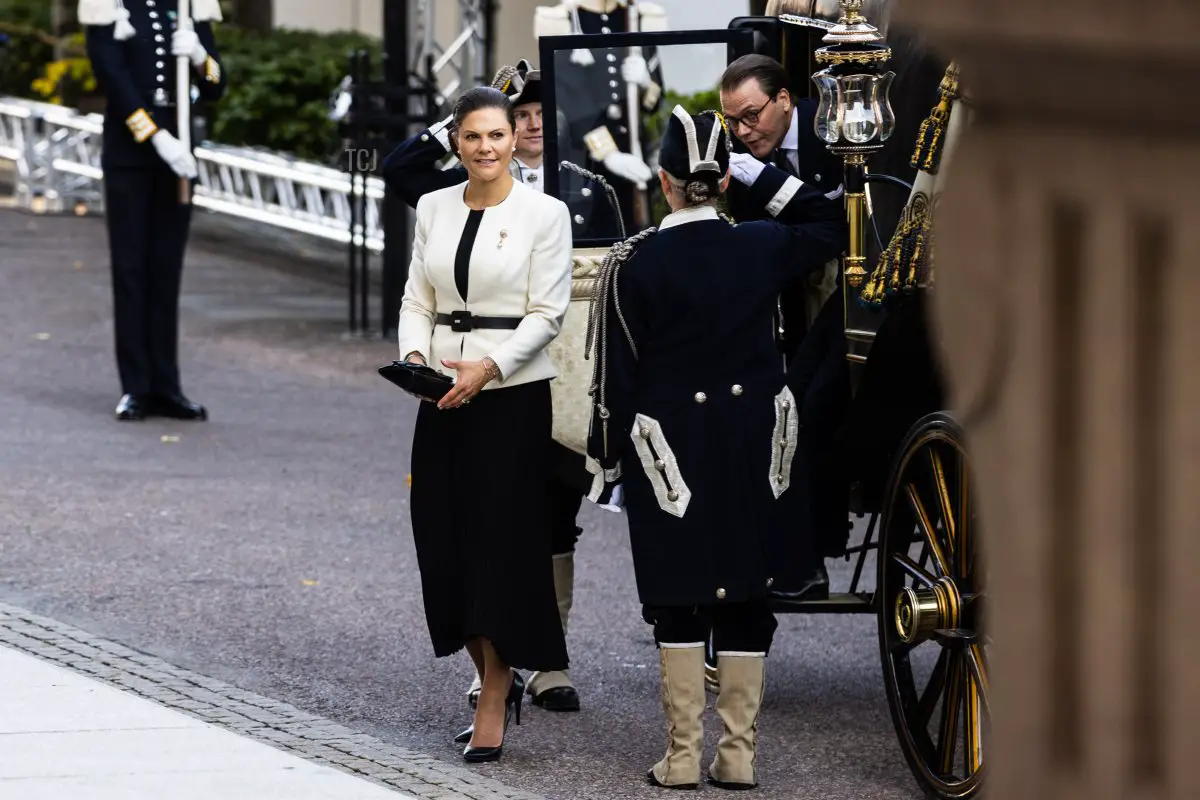 La principessa ereditaria Victoria di Svezia e il principe Daniel di Svezia partecipano a una cerimonia in occasione dell'apertura del Parlamento svedese il 14 settembre 2021 a Stoccolma, Svezia