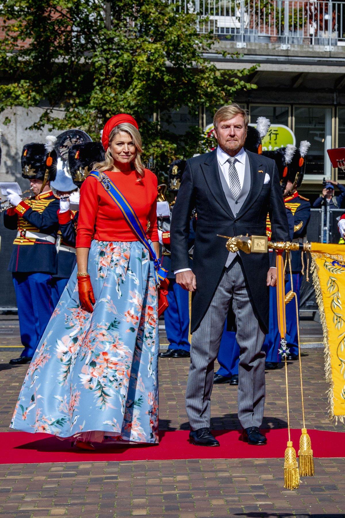 Re Willem-Alexander dei Paesi Bassi e Regina Maxima dei Paesi Bassi partecipano a Prinsjesdag, l'apertura annuale dell'anno parlamentare, nella Grote Kerk il 21 settembre 2021 a L'Aia, Paesi Bassi