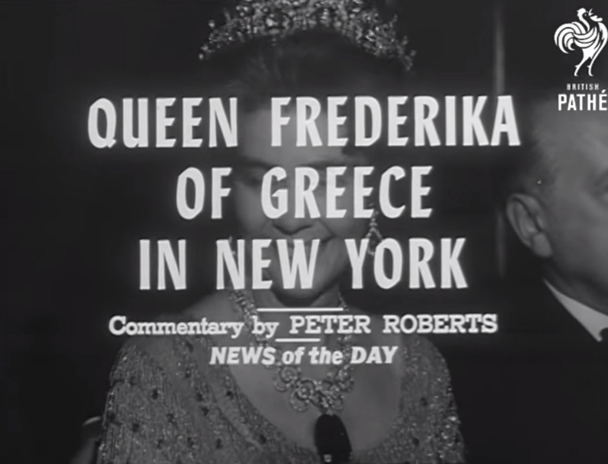 La regina Friederike delle Isole Greche partecipa alla cena per il 75° anniversario del Barnard College al Waldorf-Astoria di New York, 22 gennaio 1964