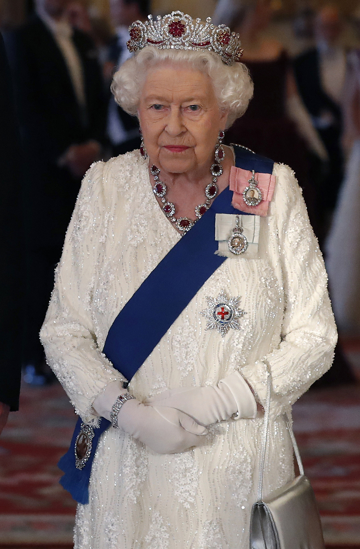 La Regina Elisabetta II partecipa a un banchetto di stato in onore del presidente visitatore degli Stati Uniti a Buckingham Palace a Londra il 3 giugno 2019 (ALASTAIR GRANT/POOL/AFP via Getty Images)