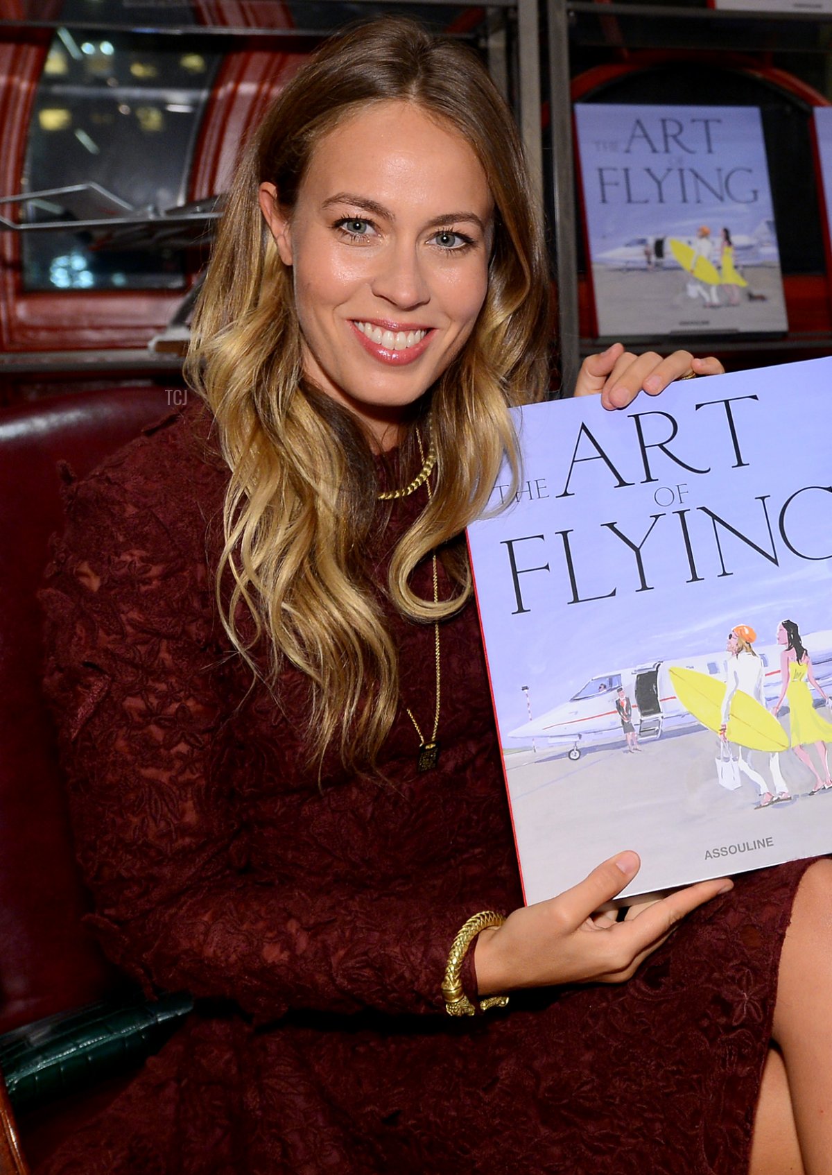 Nina Flohr partecipa alla reception del lancio del libro 'The Art of Flying' presso Assouline in The Plaza Hotel il 4 novembre 2015 a New York City