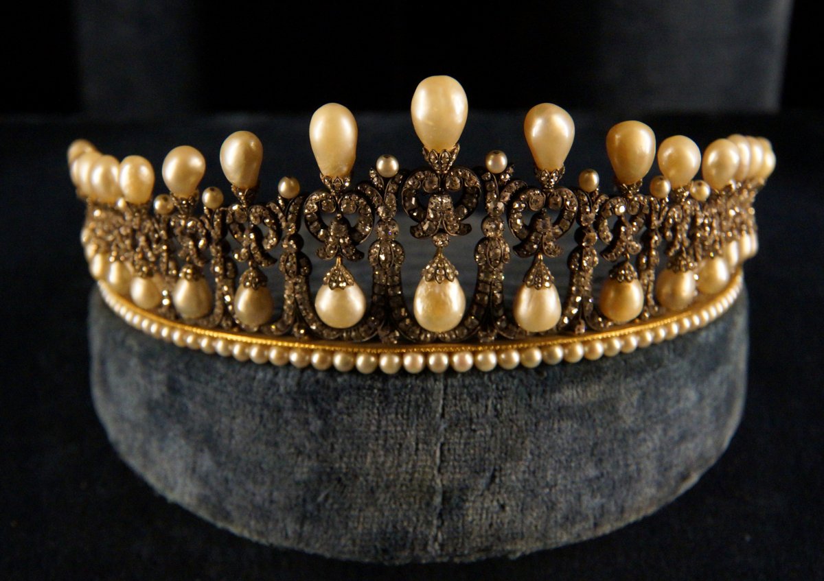 Tiara del nodo d'amore bavarese