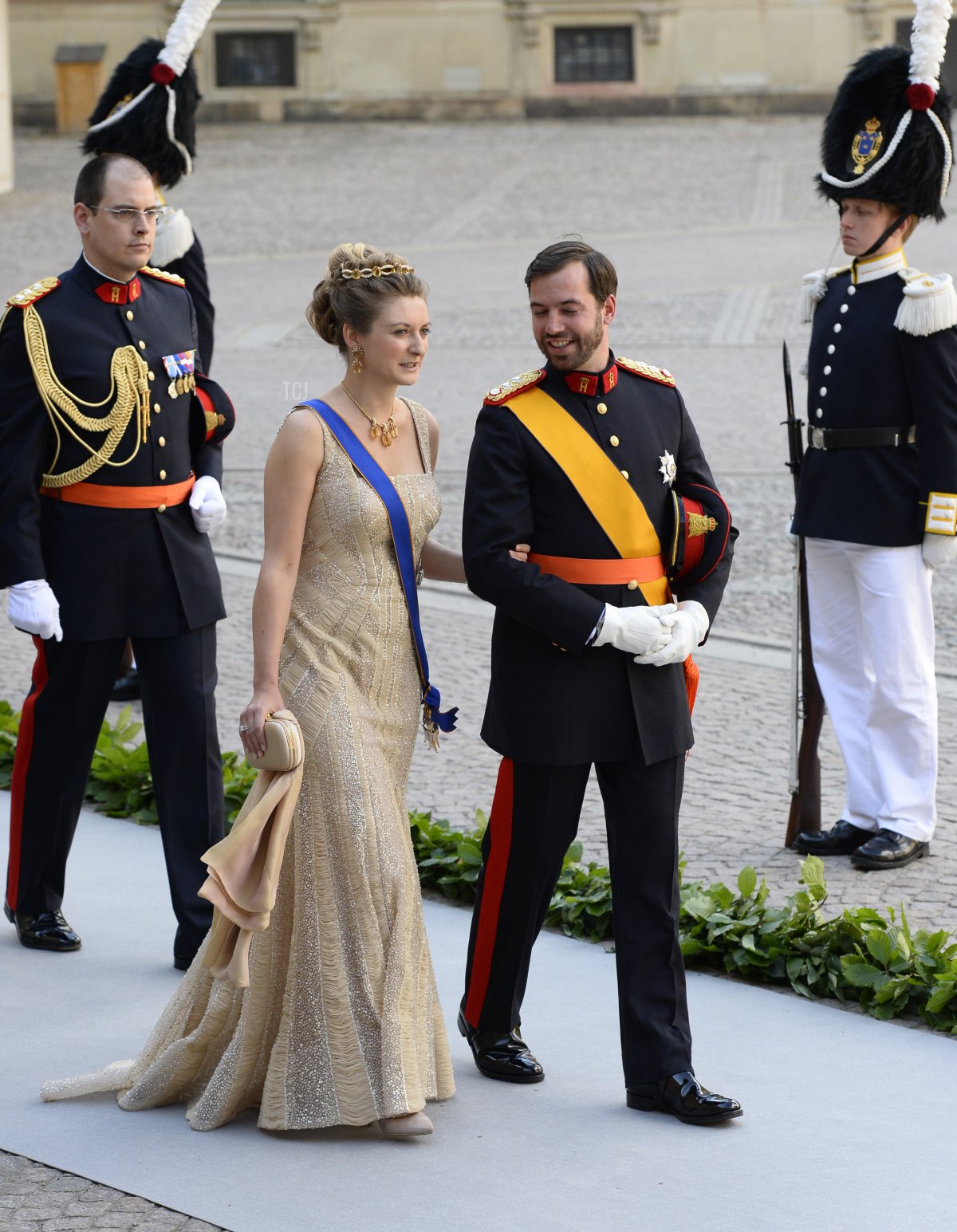 La Principessa Stephanie di Lussemburgo (A sinistra) e il Principe Guillaume di Lussemburgo arrivano l'8 giugno 2013 alla cappella reale per la cerimonia nuziale della Principessa Madeleine di Svezia e Christopher O'Neill al Castello Reale di Stoccolma, 8 giugno 2013