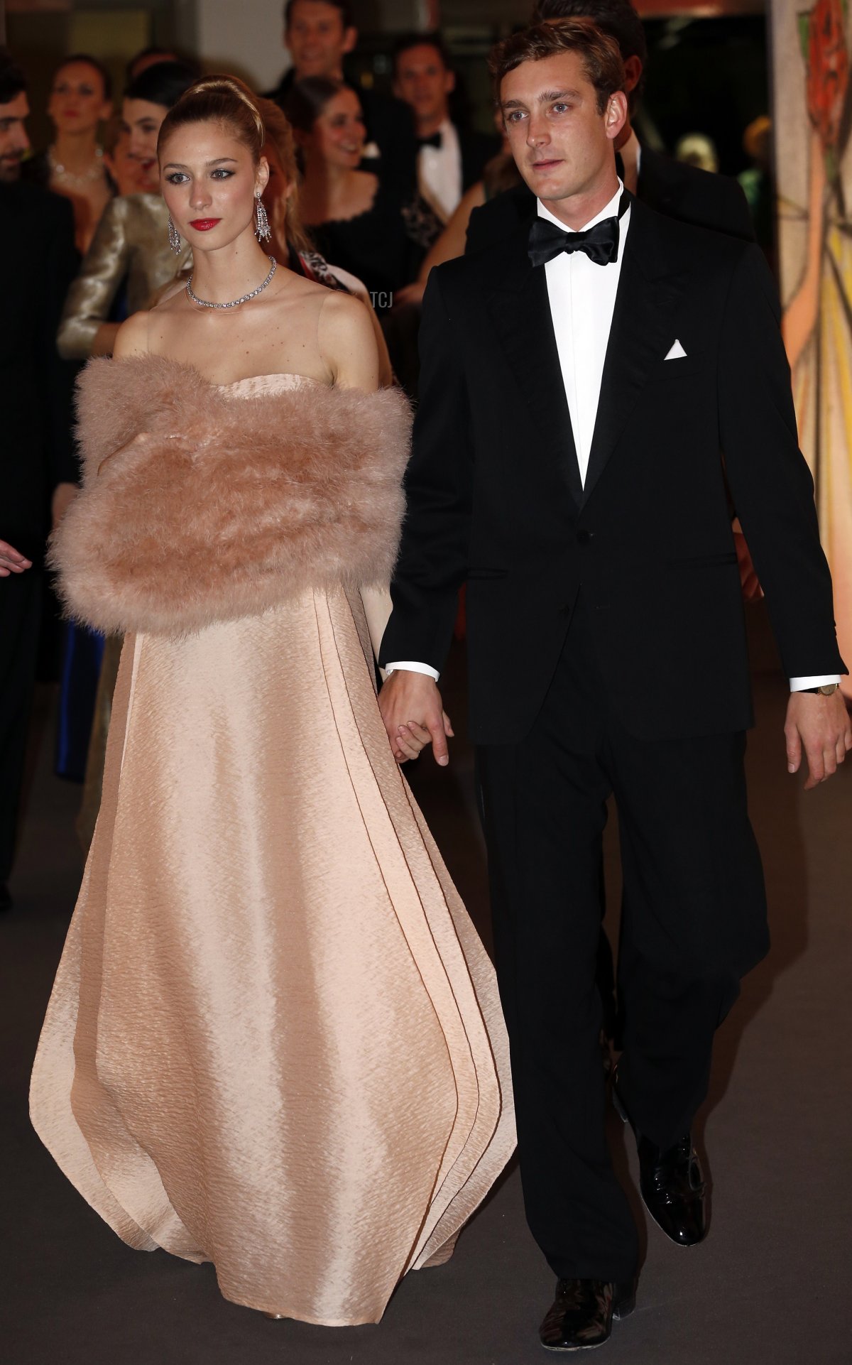 Pierre Casiraghi e la sua fidanzata Beatrice Borromeo arrivano per il Rose Ball annuale al Monte-Carlo Sporting Club nel Monaco, il 29 marzo 2014