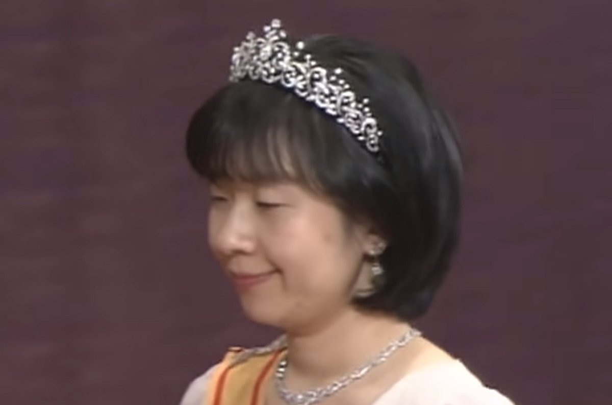 La Principessa Sayako indossa la sua tiara di diamanti, 2005