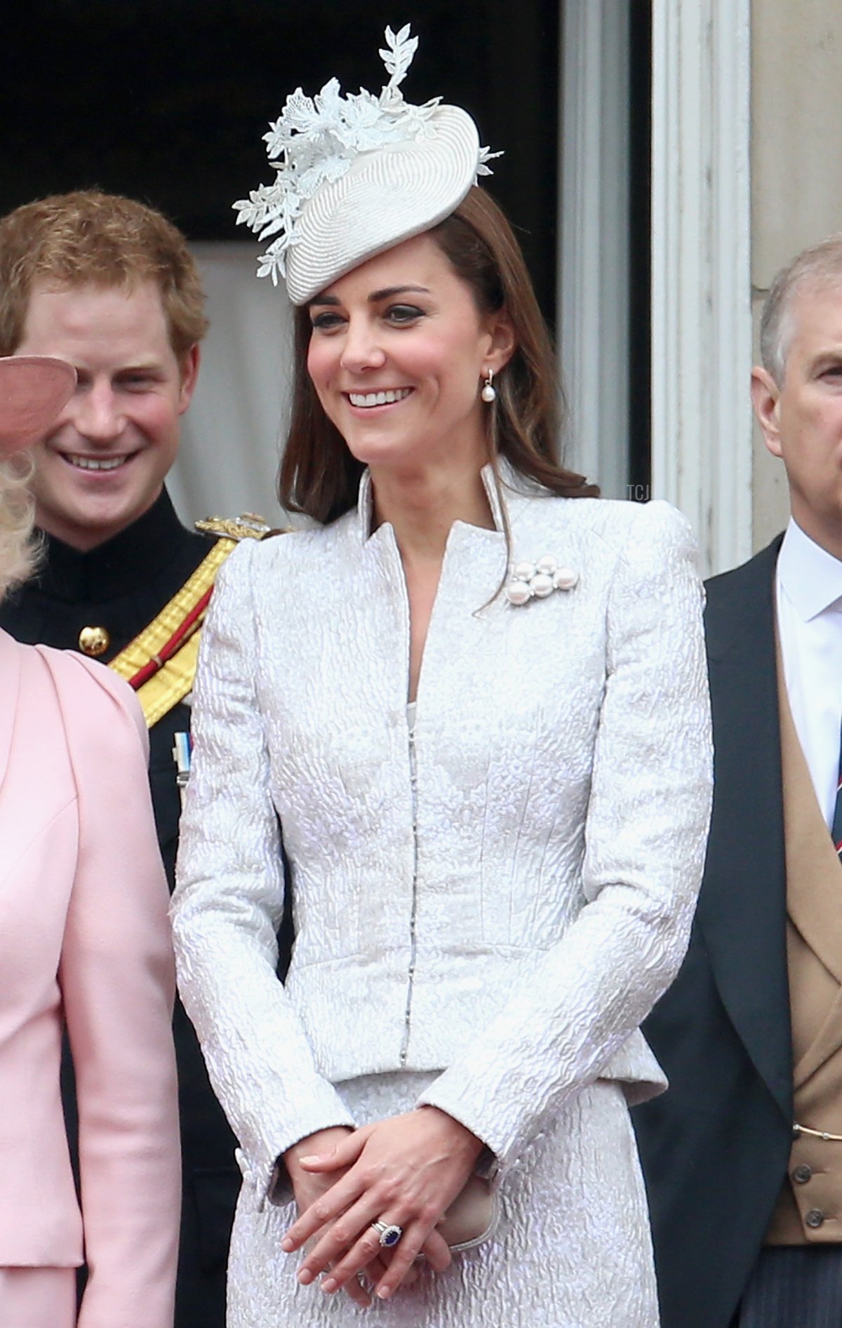 Catherine, Duchessa di Cambridge sul balcone durante il Trooping the Colour - Parata per il compleanno della Regina Elisabetta II, presso il The Royal Horseguards il 14 giugno 2014 a Londra, Inghilterra