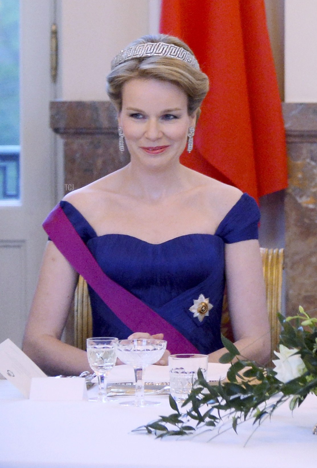 La Regina Mathilde del Belgio, il presidente cinese Xi Jinping, il re Philippe del Belgio e la first lady cinese Peng Liyuan partecipano a una cena di stato al Castello Reale di Laken-Laeken, Bruxelles, il 31 marzo 2014