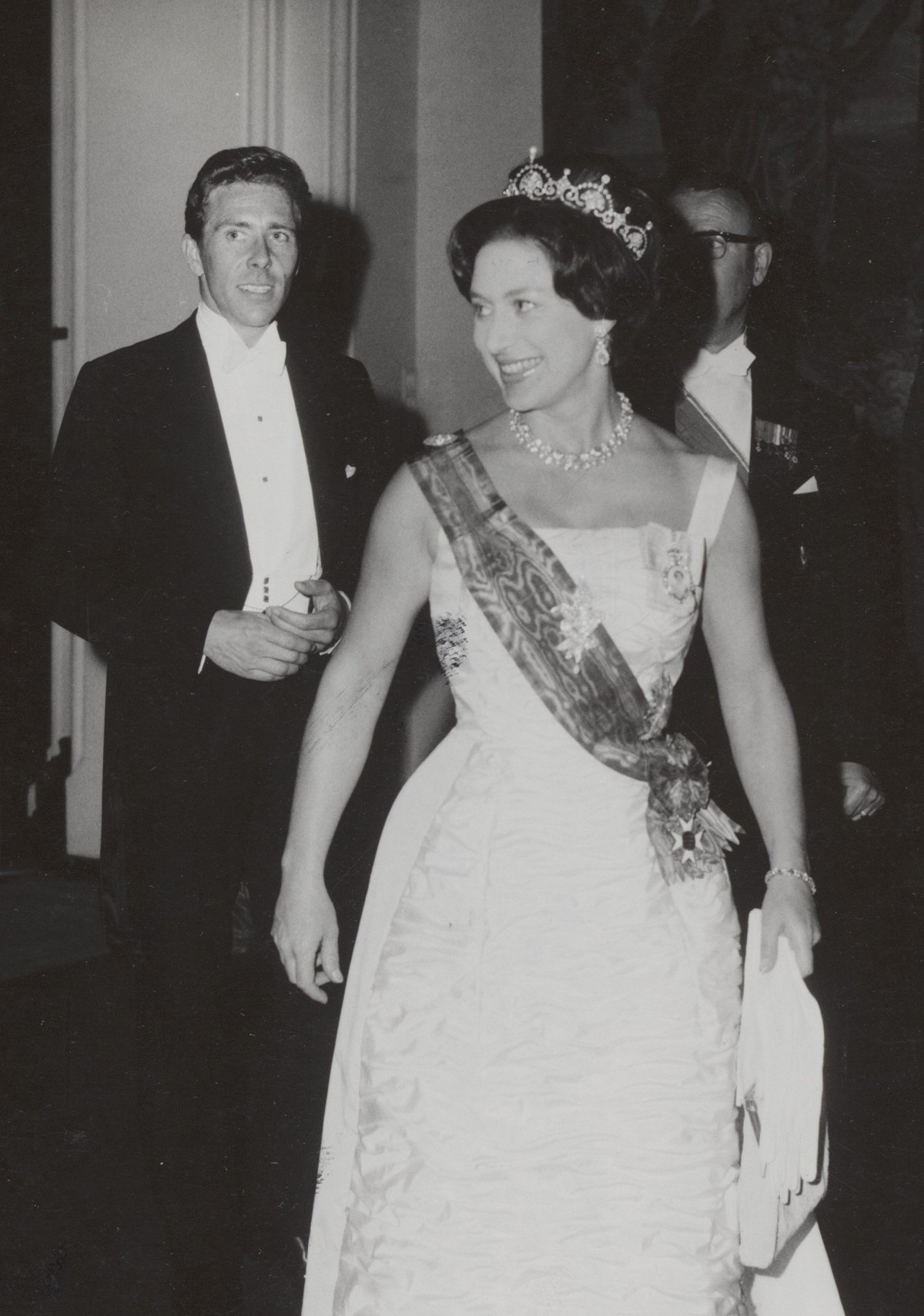 La Principessa Margaret e Lord Snowdon partecipano a una ricezione al Rijksmuseum di Amsterdam, maggio 1965 (Joop van Bilsen/Anefo/Nationaal Archief/Wikimedia Commons)