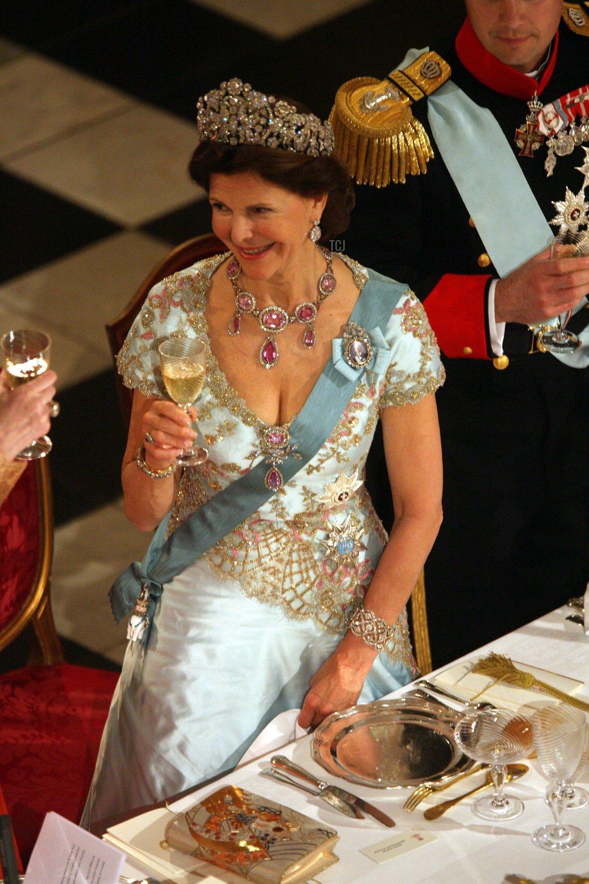 La regina Silvia partecipa a un evento di gala al Palazzo Christiansborg il 9 maggio 2007 a Copenaghen, Danimarca