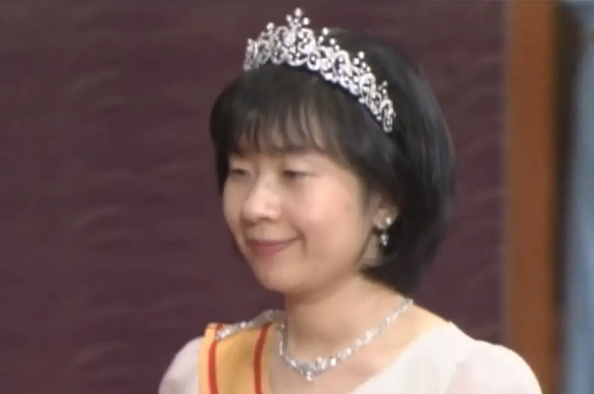 La Principessa Sayako indossa la sua tiara di diamanti, 2005