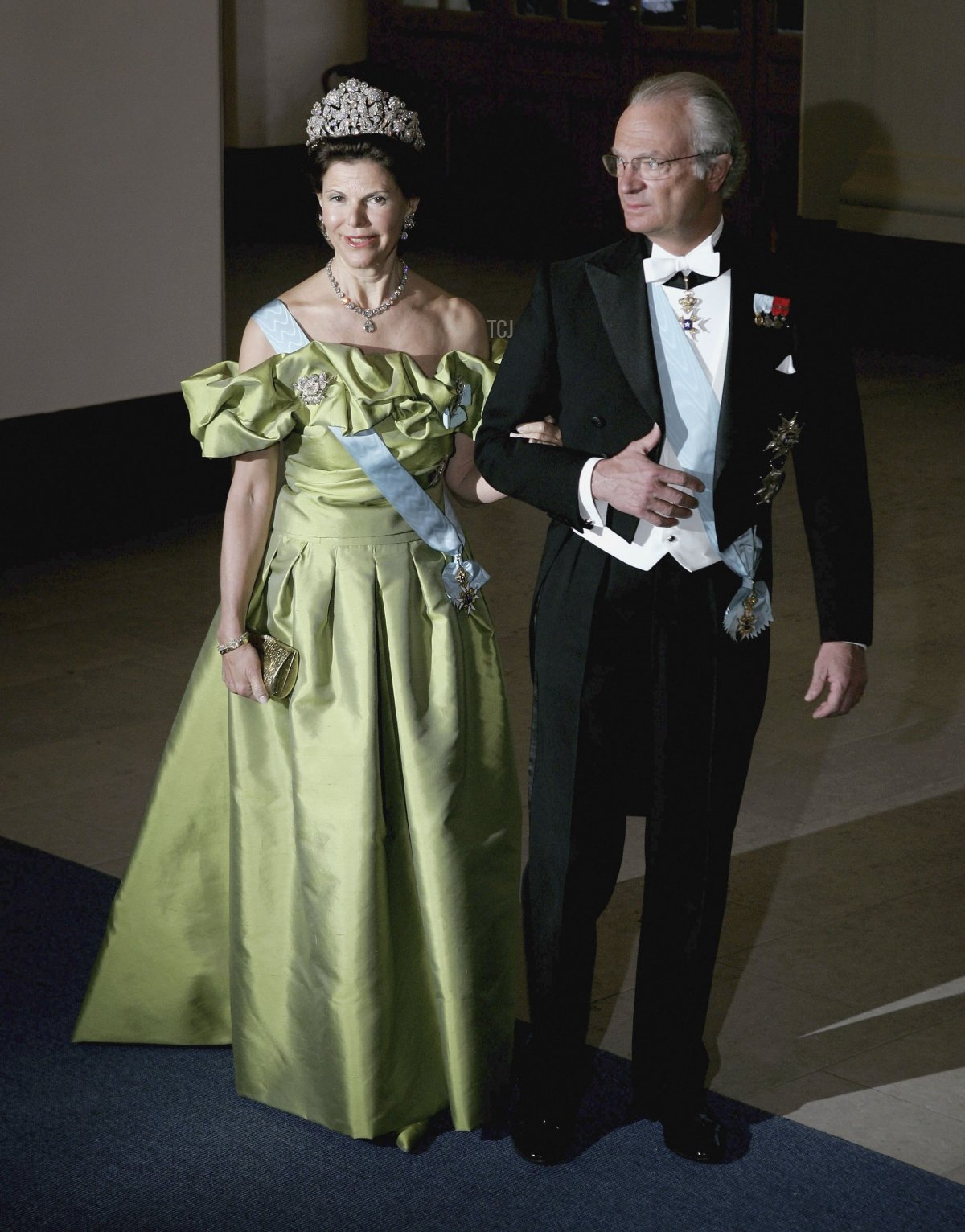 S.M. Re Carlo XVI Gustavo di Svezia e Regina Silvia arrivano per la Cena di Gala presso il Palazzo Reale per celebrare il 60° compleanno di Re Carlo XVI Gustavo di Svezia il 30 aprile 2006 a Stoccolma, Svezia