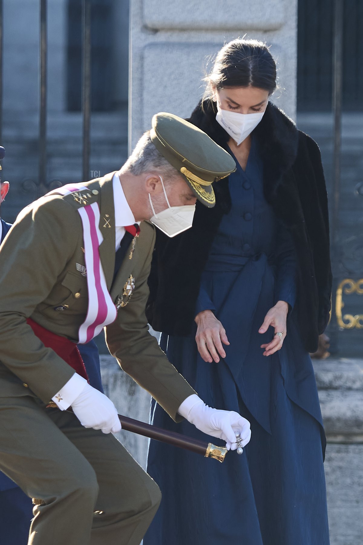 Il Re Felipe VI di Spagna e la Regina Letizia di Spagna partecipano alla celebrazione della parata militare di Capodanno al Palazzo Reale il 6 gennaio 2022 a Madrid, Spagna