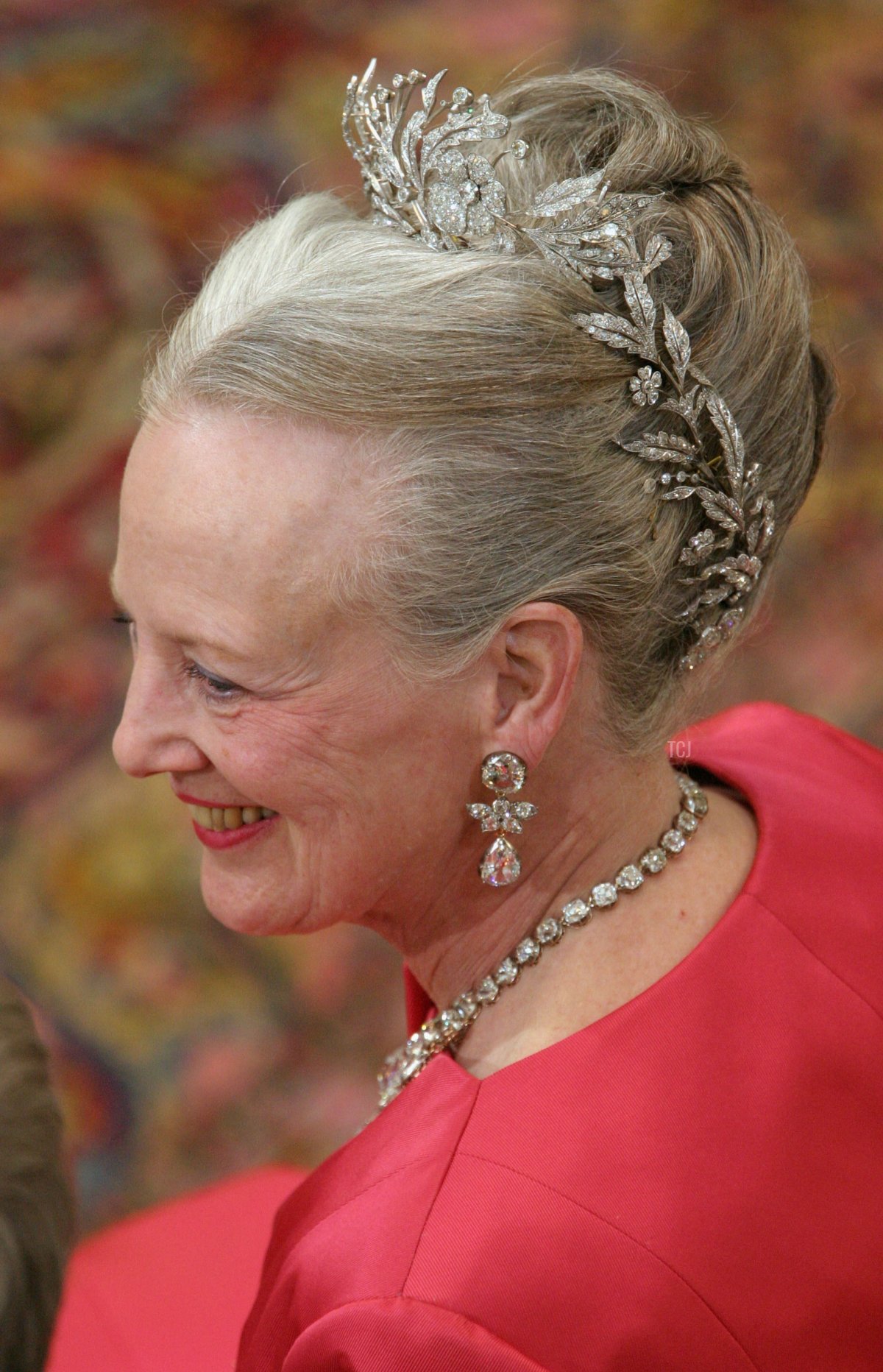 La Regina Margrethe II partecipa al matrimonio tra il principe ereditario Frederik e la signorina Mary Elizabeth Donaldson nella Cattedrale di Copenaghen, 14 maggio 2004