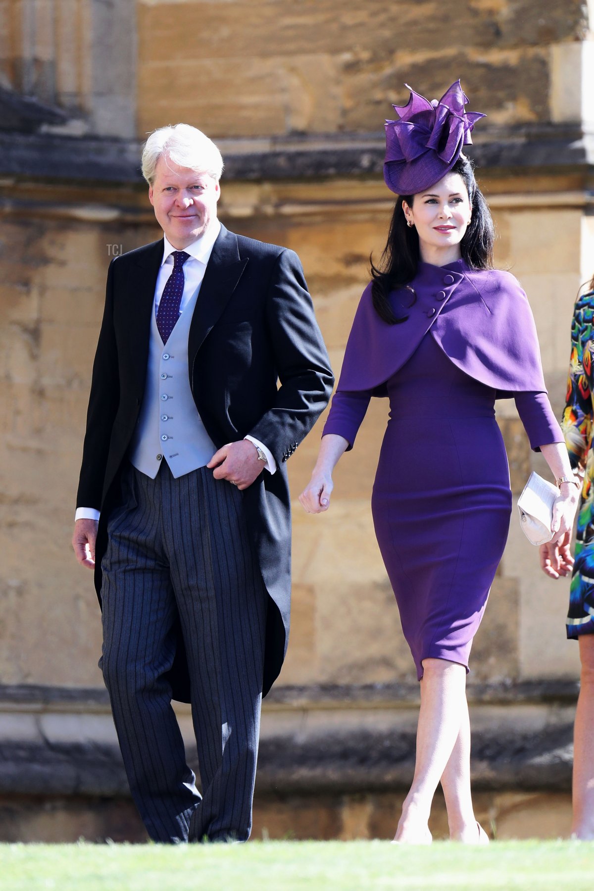 Charles Spencer, 9° Conte Spencer (a sinistra) e sua moglie, Karen Spencer arrivano alla cerimonia di matrimonio del Principe Harry e Meghan Markle a St George's Chapel, Windsor Castle, il 19 maggio 2018