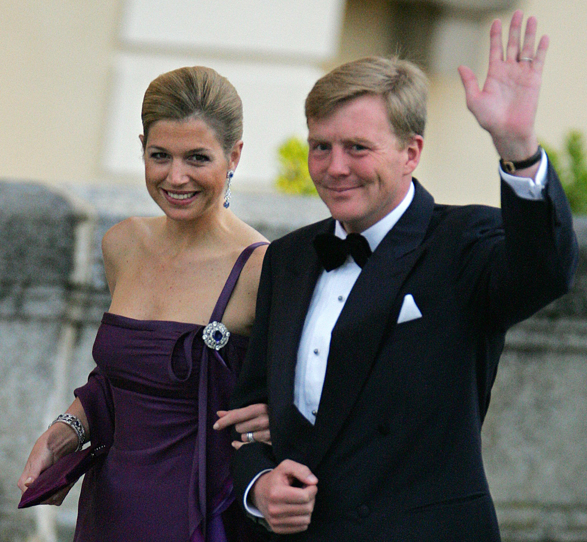 Il Principe d'Olanda e la Principessa Massima dei Paesi Bassi partecipano a una cena ufficiale al Palazzo Reale di El Pardo la notte prima del matrimonio del Principe delle Asturie e Letizia Ortiz Rocasolano, 21 maggio 2004 (ODD ANDERSEN/AFP/Getty Images)