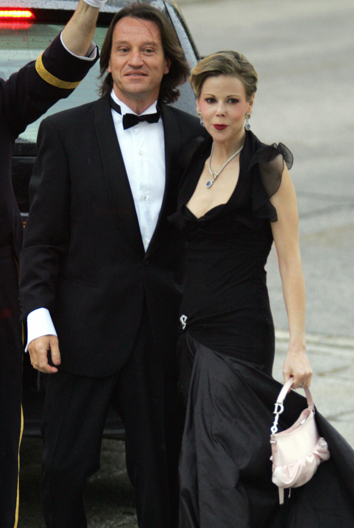 Kitín Muñoz e Kalina di Bulgaria partecipano a una cena ufficiale al Palazzo Reale di El Pardo la notte prima del matrimonio del Principe delle Asturie e Letizia Ortiz Rocasolano, 21 maggio 2004 (ODD ANDERSEN/AFP/Getty Images)