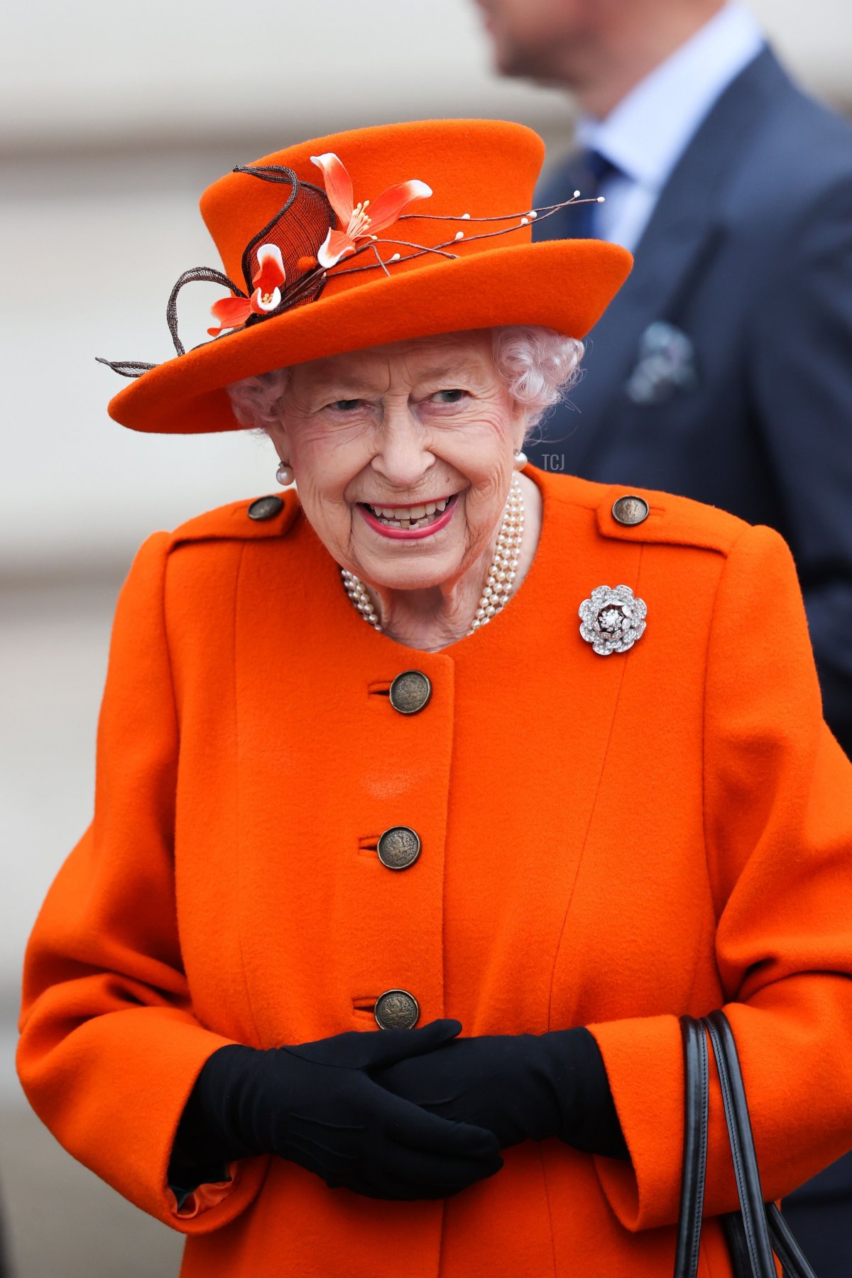 La Regina Elisabetta II partecipa al lancio del The Queen's Baton Relay per Birmingham 2022, i XXII Giochi del Commonwealth a Buckingham Palace il 7 ottobre 2021 a Londra, Inghilterra