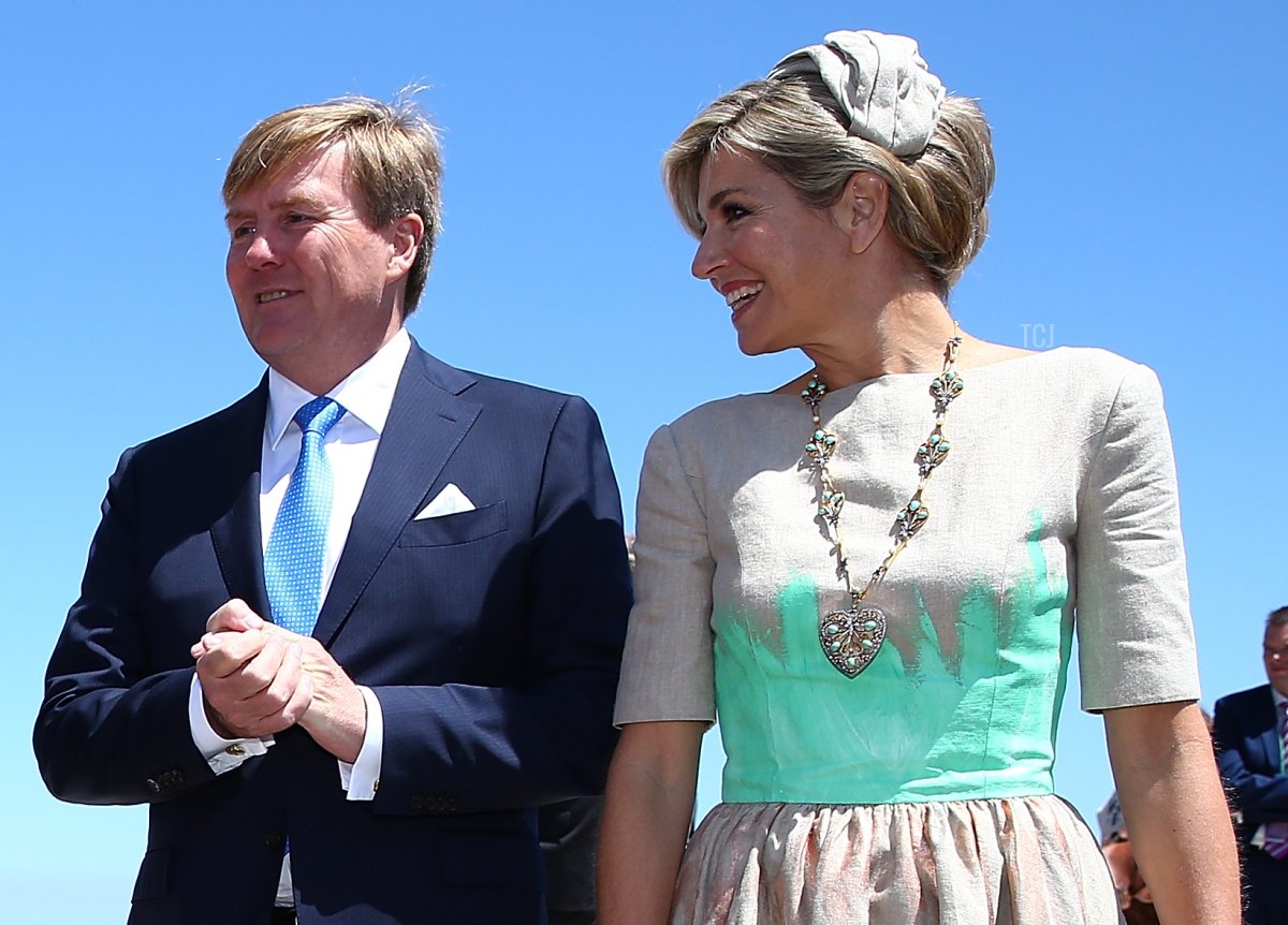 Il Premier dell'Australia Occidentale Colin Barnett e sua moglie Lyn accolgono il Re Willem-Alexander e la Regina Massima dei Paesi Bassi al Victoria Quay il 31 ottobre 2016 a Fremantle, Australia