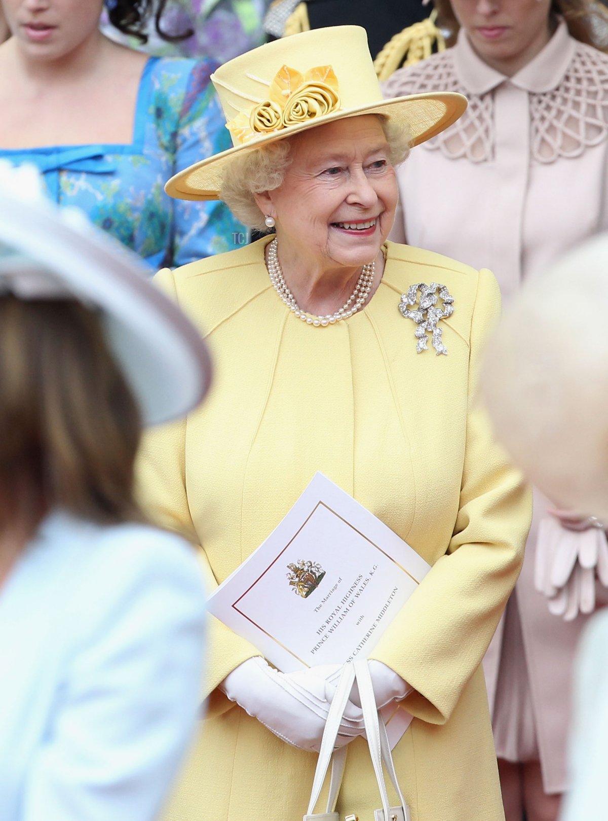 La Regina Elisabetta II dopo il matrimonio del Principe William, Duca di Cambridge e Catherine, Duchessa di Cambridge presso l'Abbazia di Westminster il 29 aprile 2011 a Londra, Inghilterra