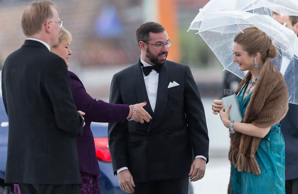 Il Principe Guillaume di Lussemburgo e la Principessa Stéphanie di Lussemburgo arrivano all'Opera di Oslo in occasione della celebrazione degli 80 anni del Re Harald e della regina Sonja di Norvegia.