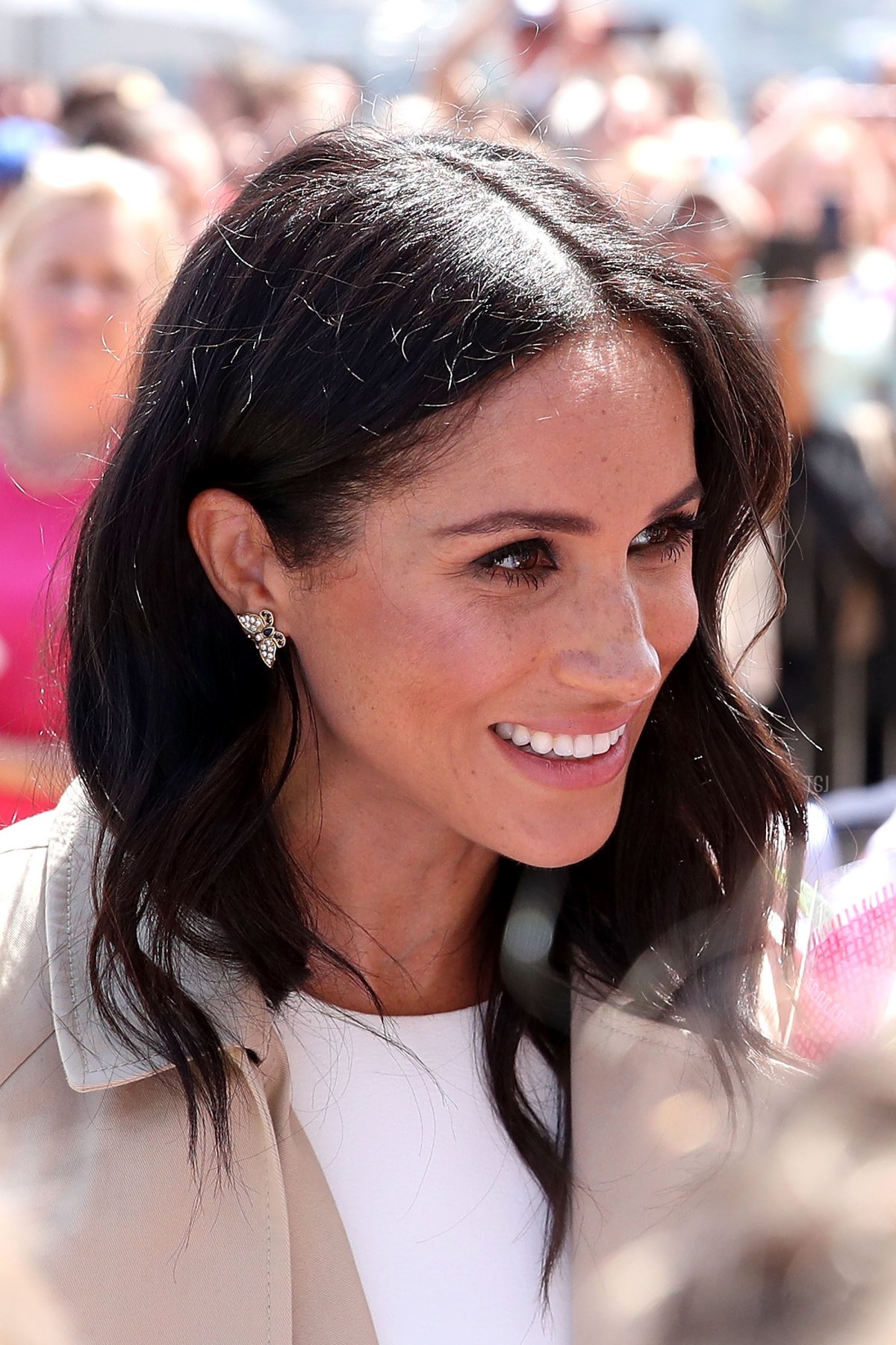 Meghan, Duchessa di Sussex saluta i membri della folla all'Opera House di Sydney il 16 ottobre 2018 a Sydney, Australia