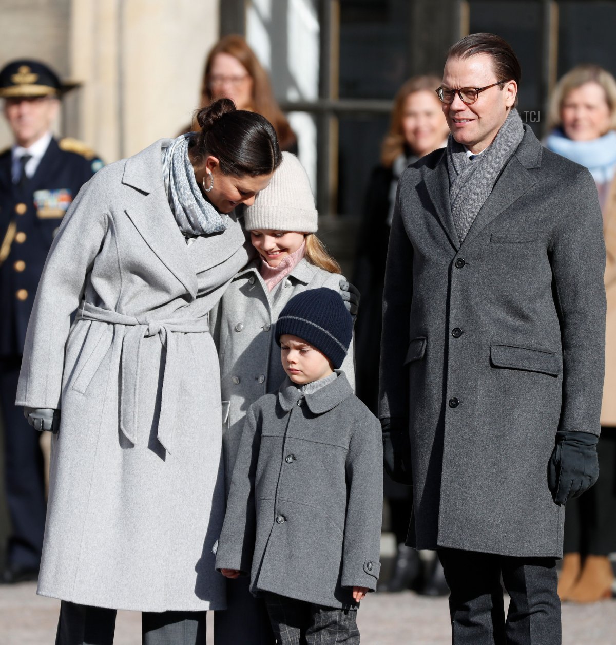 La Corona della Principessa Vittoria di Svezia, la Principessa Estelle di Svezia, il Principe Oscar di Svezia e il Principe Daniel di Svezia partecipano ai festeggiamenti della Giornata del Nome della Principessa al Palazzo Reale di Stoccolma il 12 marzo 2022 a Stoccolma, Svezia