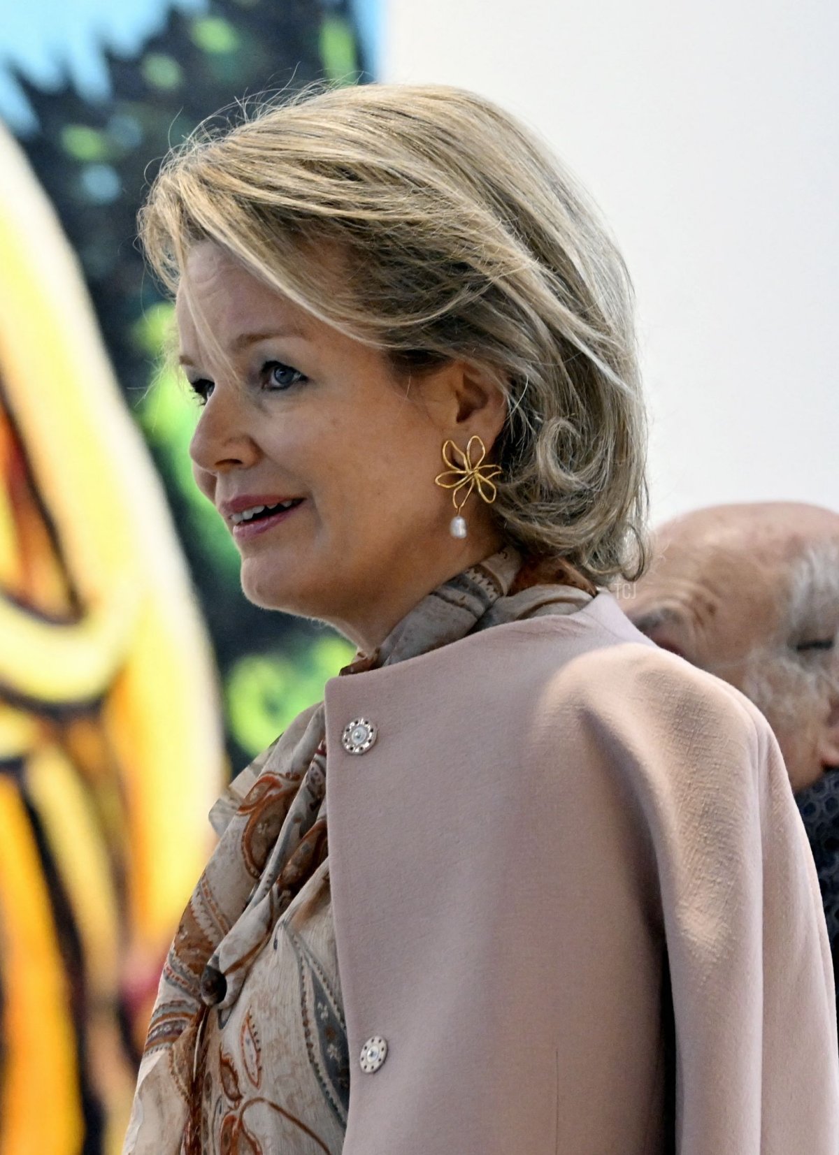 La Regina Mathilde del Belgio durante una visita reale all'esposizione 'Le monde et l'intime' dell’artista Charles Szymkowicz, venerdì 01 aprile 2022, a Liegi. L'esposizione include 350 opere del pittore belga considerato uno dei grandi nomi dell'Espressionismo in Europa