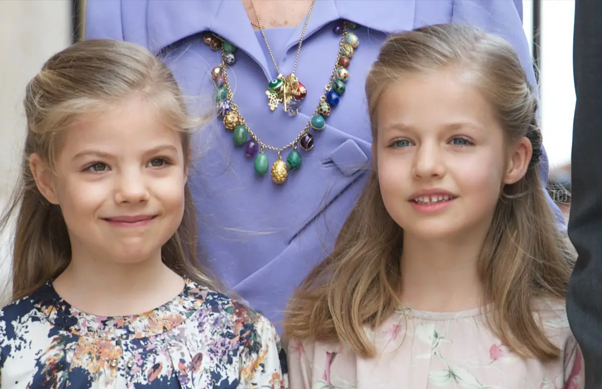 Le Principesse Sofia e Leonor di Spagna partecipano alla Messa di Pasqua alla Cattedrale di Palma di Maiorca il 20 aprile 2014