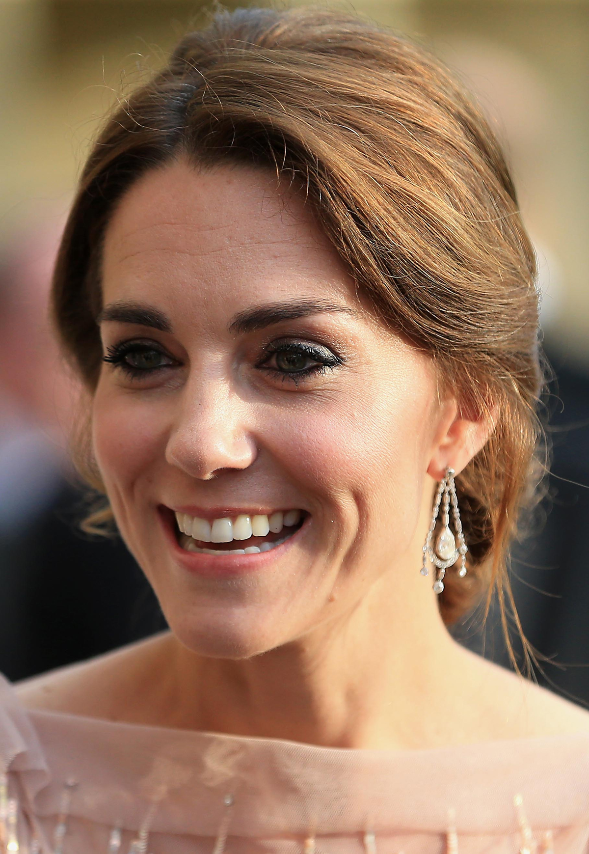 La Duchessa di Cambridge partecipa a una cena di gala a sostegno degli Hospice per bambini dell'East Anglia a Houghton Hall il 22 giugno 2016 (Stephen Pond/Getty Images)