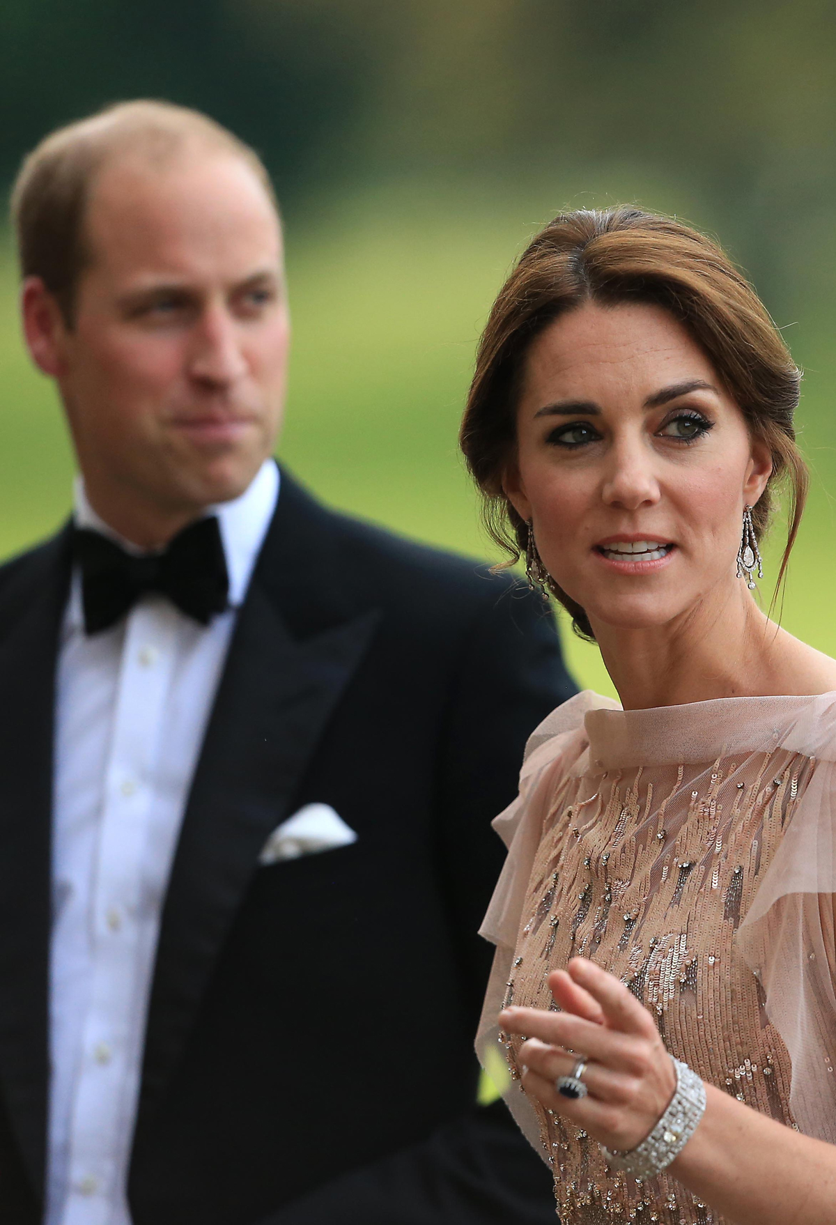 Il Duca e la Duchessa di Cambridge partecipano a una cena di gala a sostegno degli Hospice per bambini dell'East Anglia a Houghton Hall il 22 giugno 2016 (Stephen Pond/Getty Images)