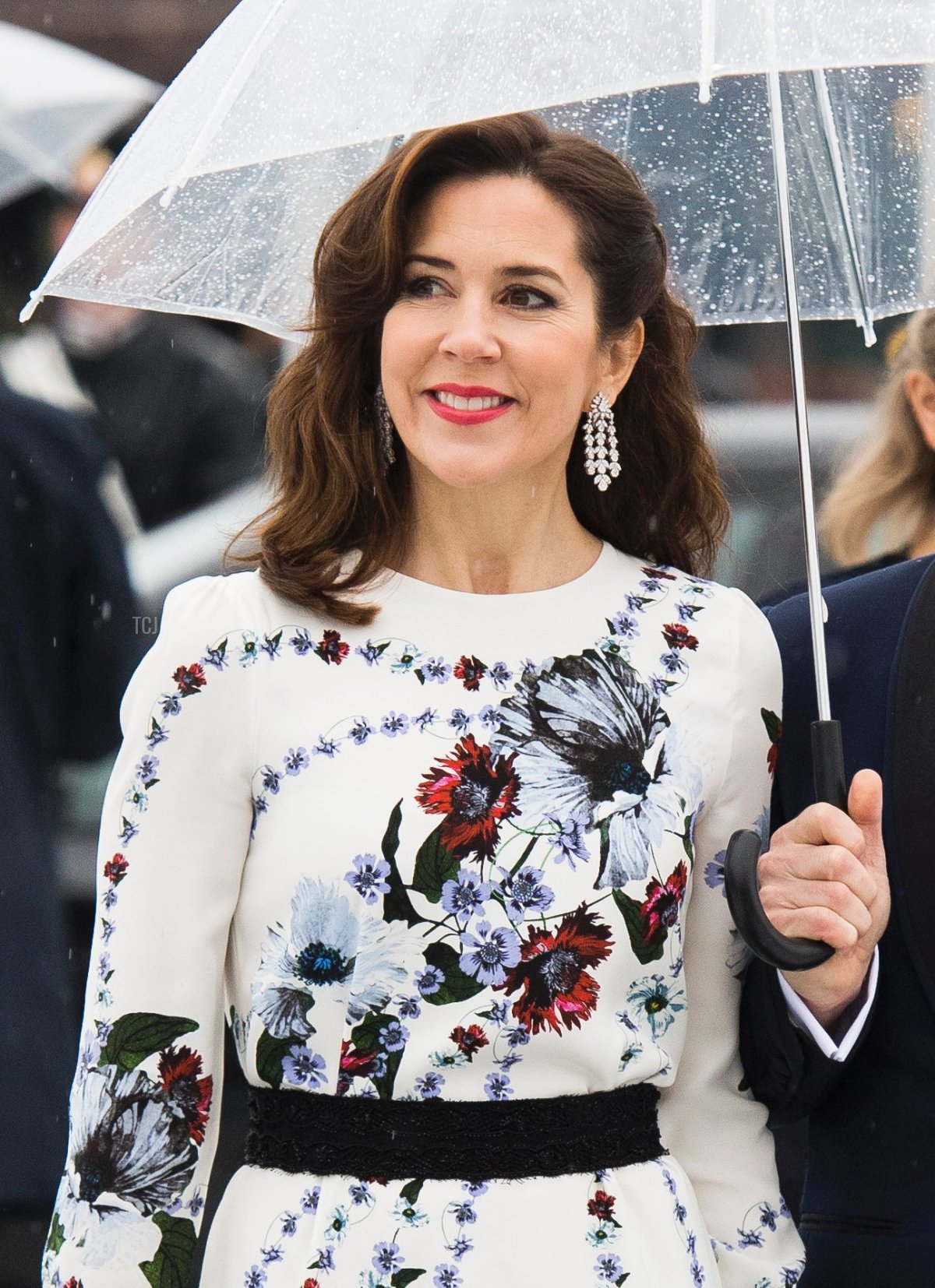 Il Principe Ereditario Frederik e la Principessa Ereditiera Mary di Danimarca arrivano per una cena di gala all'Opera di Oslo il 10 maggio 2017 in occasione degli 80 anni del Re Harald di Norvegia e della Regina Sonja di Norvegia