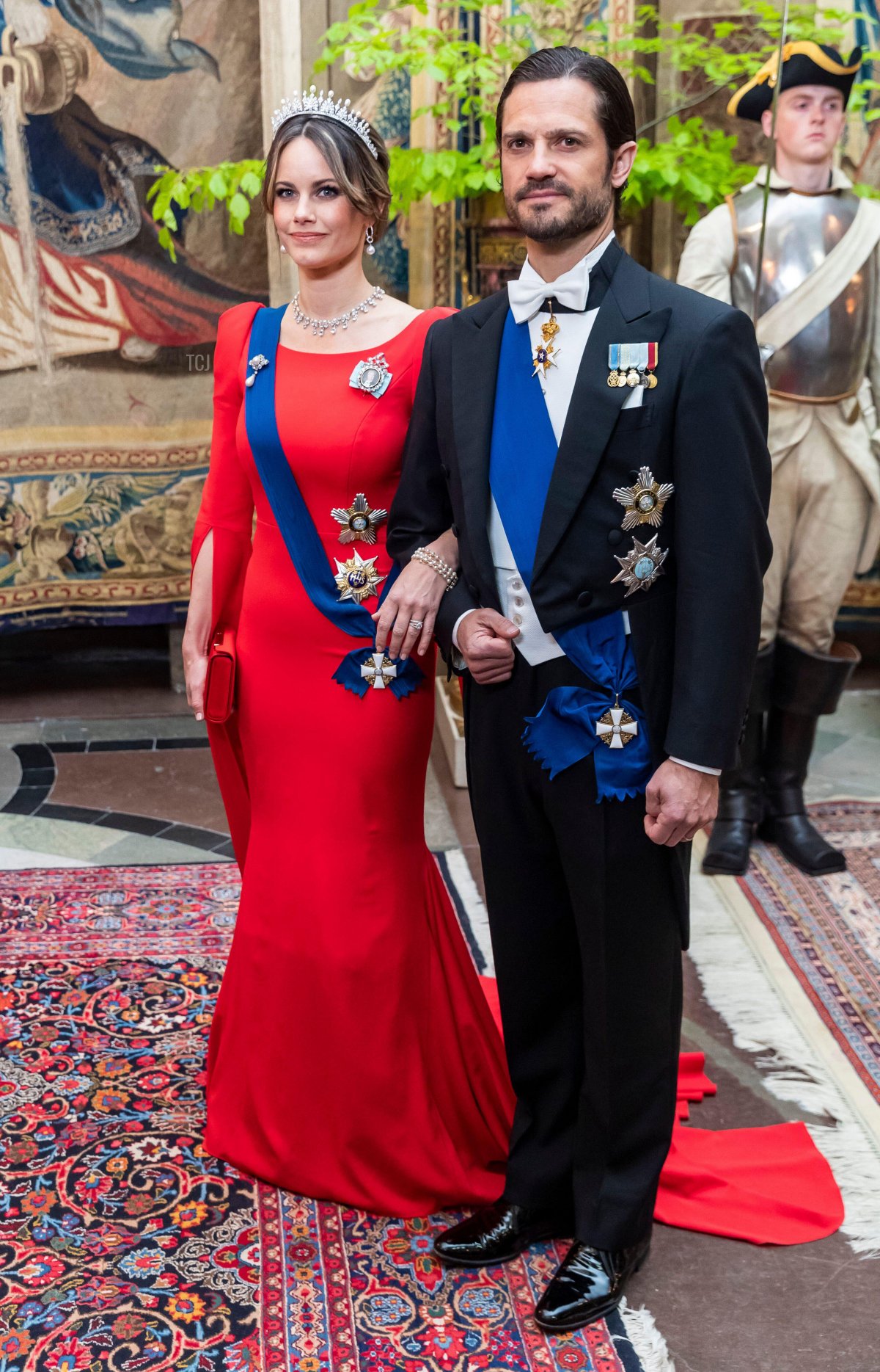 La principessa Sofia e il principe Carl Philip di Svezia partecipano a una cena di stato in onore del presidente della Finlandia a Stoccolma, Svezia, il 17 maggio 2022