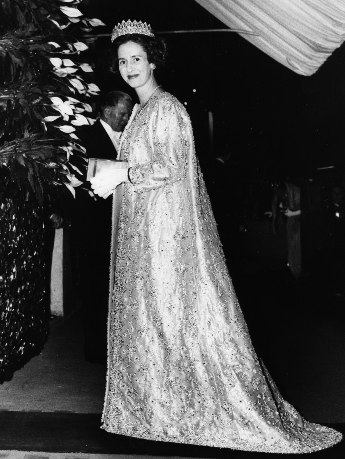 La Regina Fabiola del Belgio arriva al Royal Opera House di Covent Garden il 16 maggio 1963 (Ted West/Central Press/Getty Images)