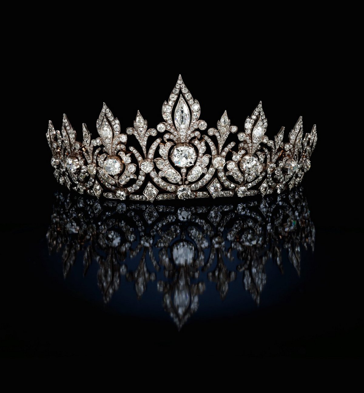 La Tiara Rosebery