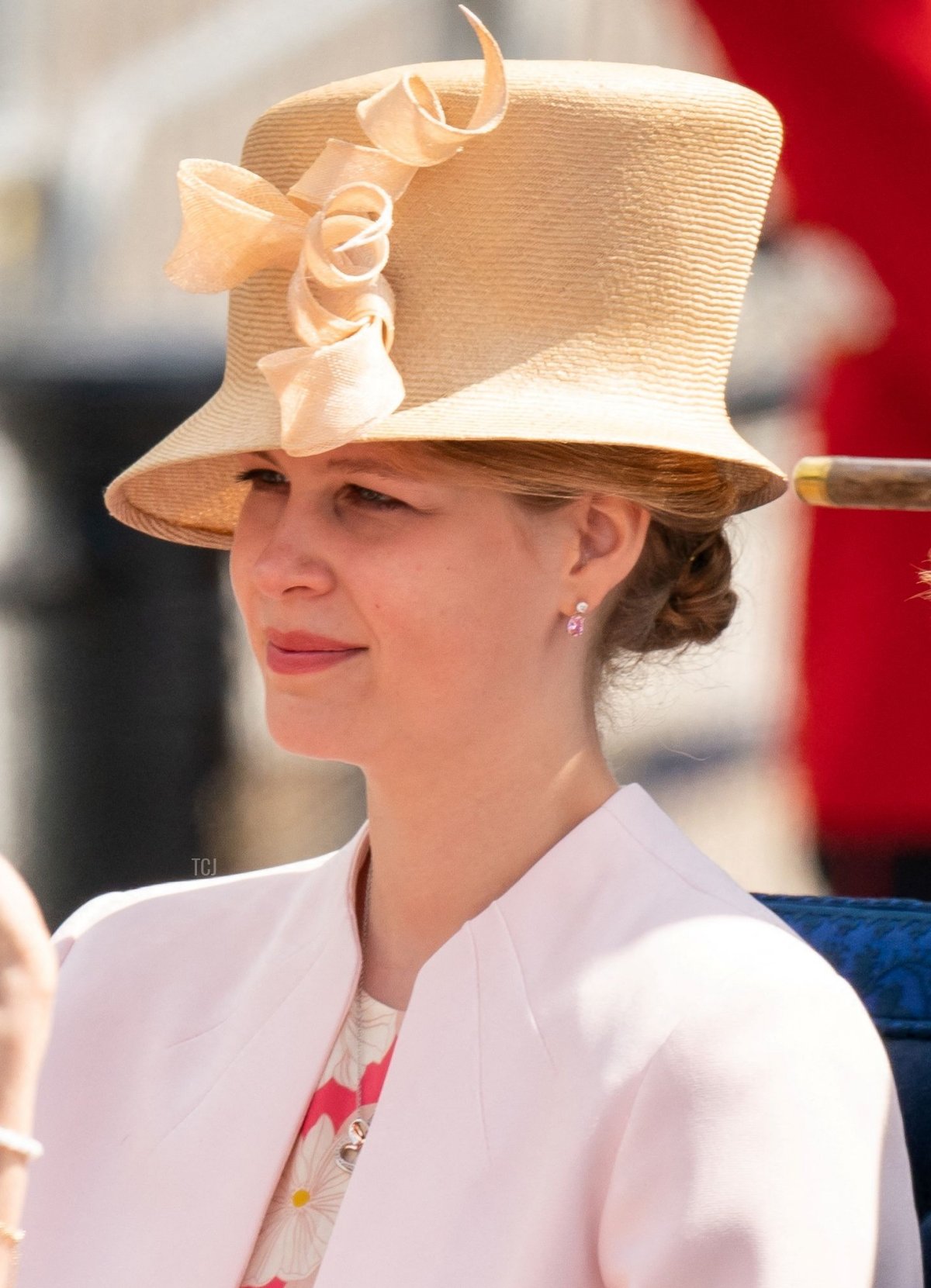 Sophie, contessa di Wessex, Lady Louise Windsor e James, visconte Severn in una carrozza trainata da cavalli durante la parata di compleanno della regina