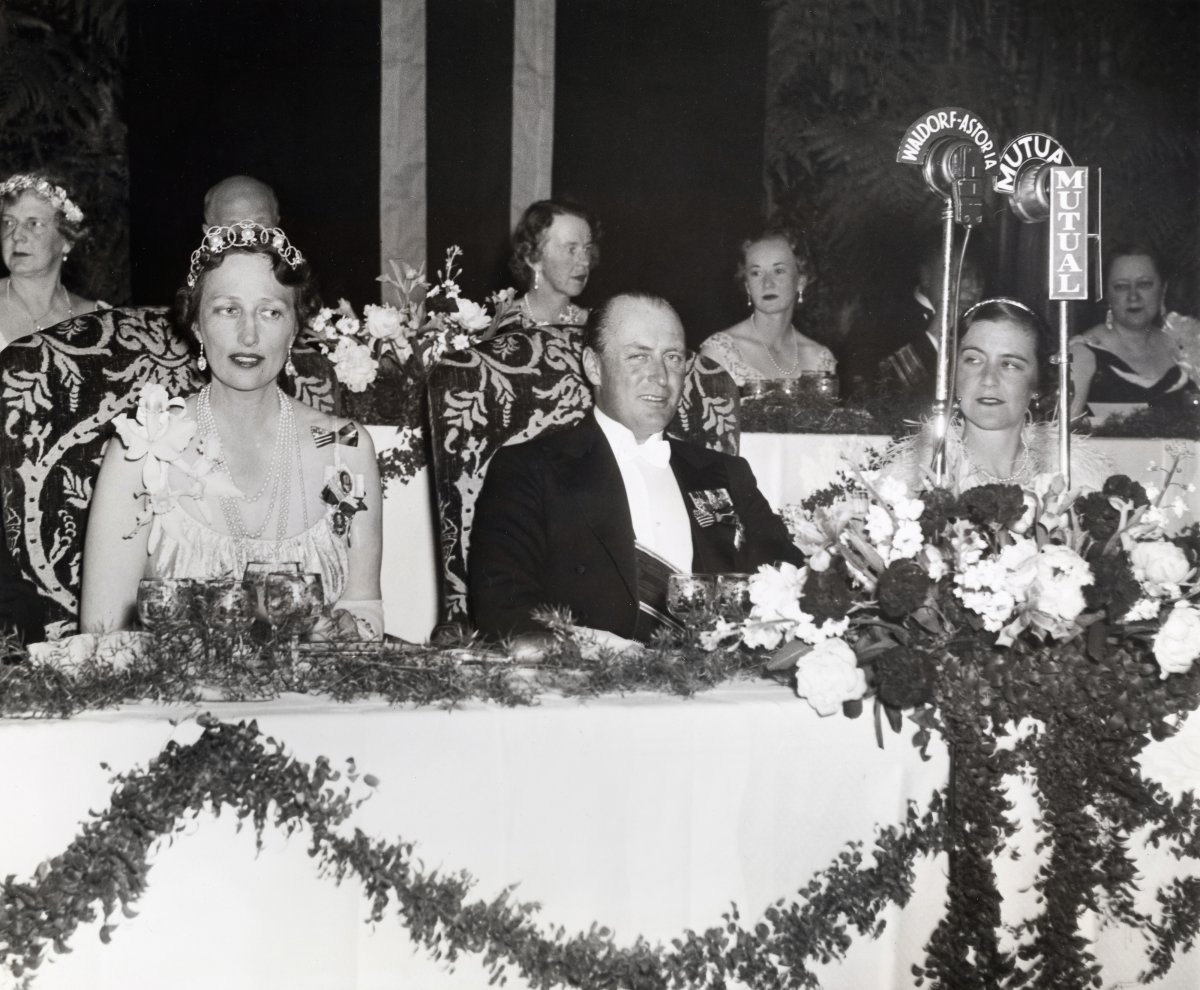 Historical picture of the Princess 'tiara: Crown Princess Märtha wears her mother's tiara at a gala dinner at the Waldorf Astoria in New York in 1939. Handout picture from the Royal Court published 17.06.2022 on the occasion of the celebration of the Princess' 18th birthday