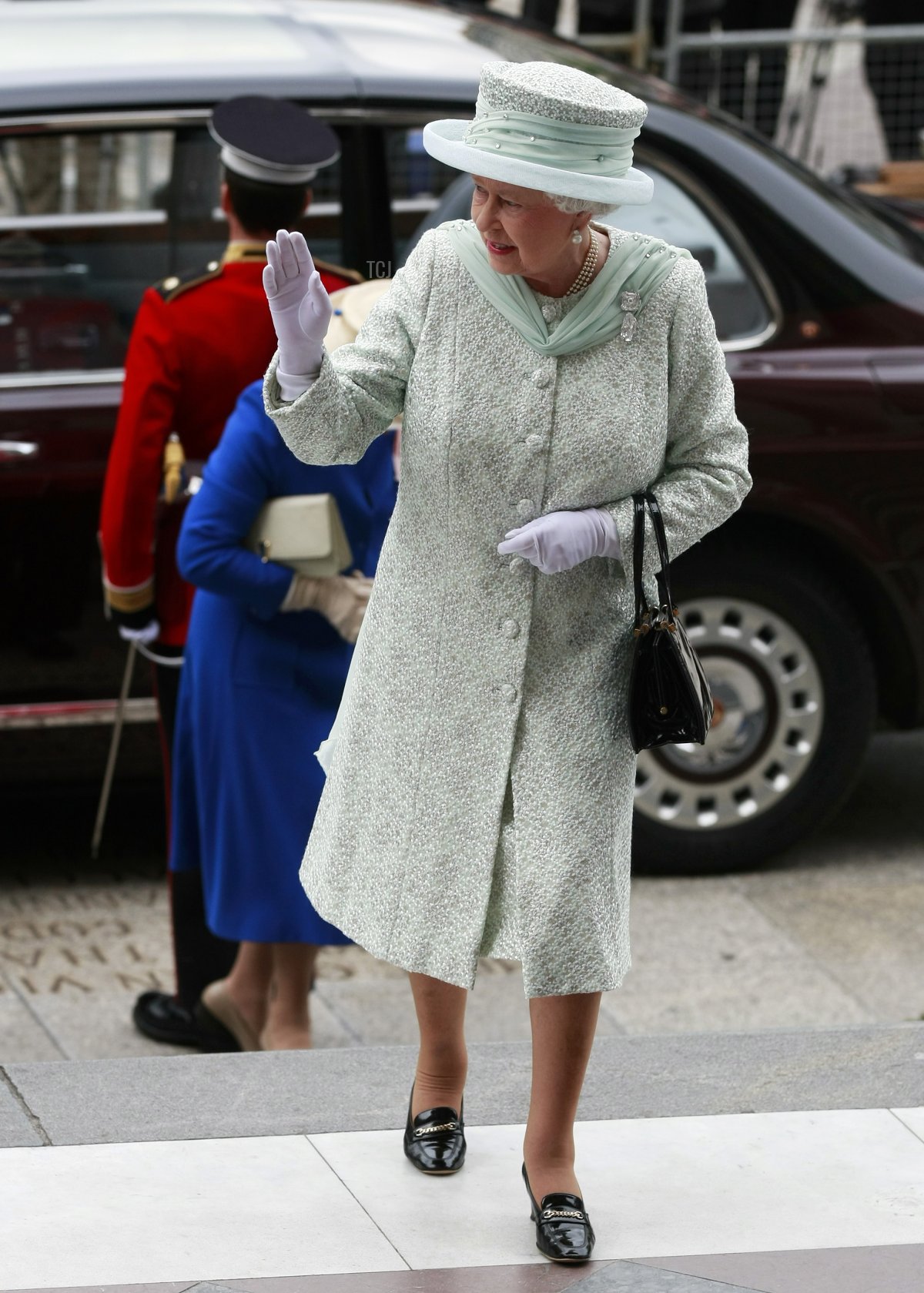 La Regina Elisabetta II arriva alla Cattedrale di St. Paul per un servizio di ringraziamento il 5 Giugno 2012 a Londra, Inghilterra