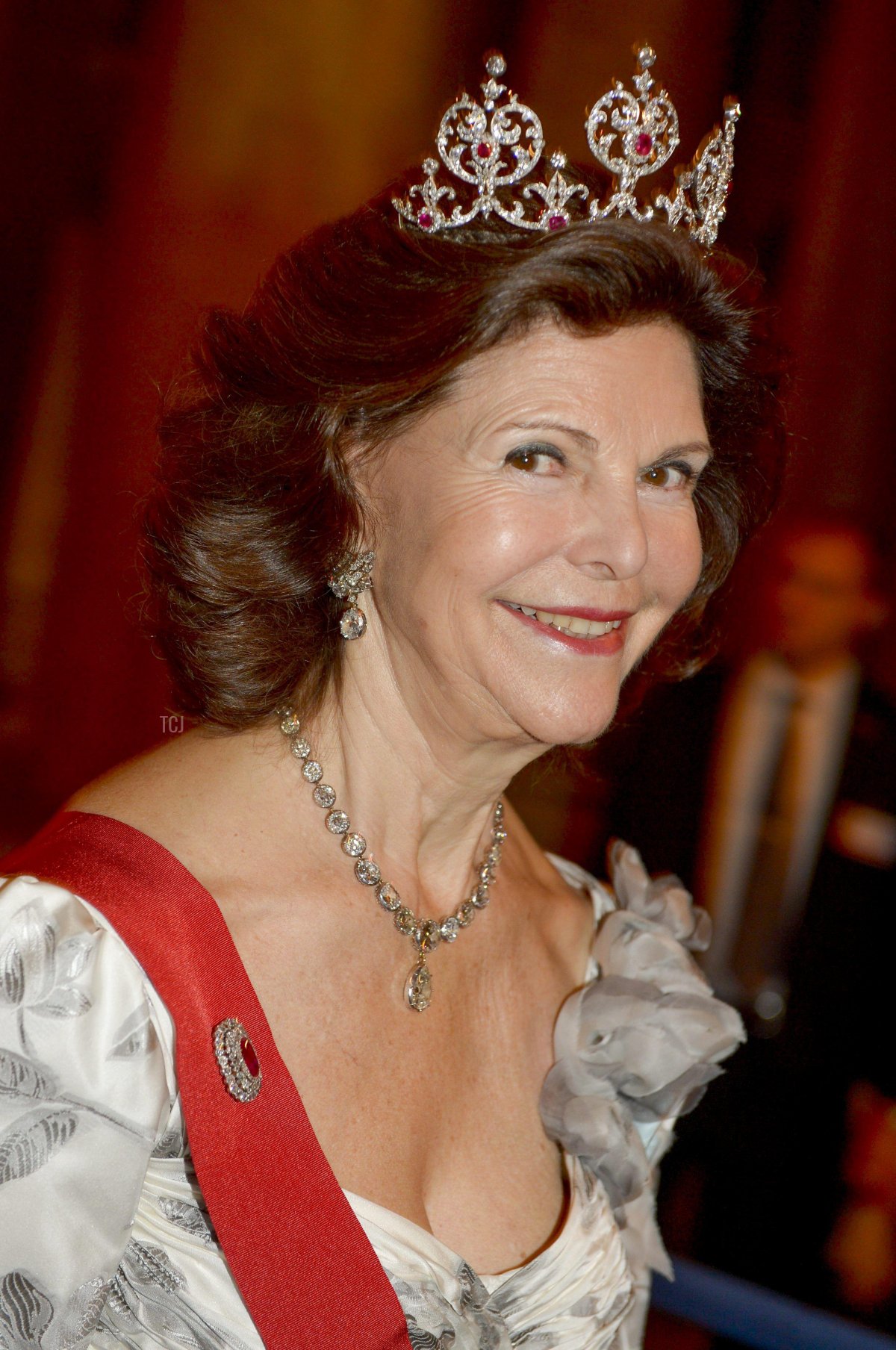 La Regina Silvia di Svezia durante una cena di gala per il presidente portoghese al Palazzo Reale di Stoccolma, Svezia, 1 ottobre 2013