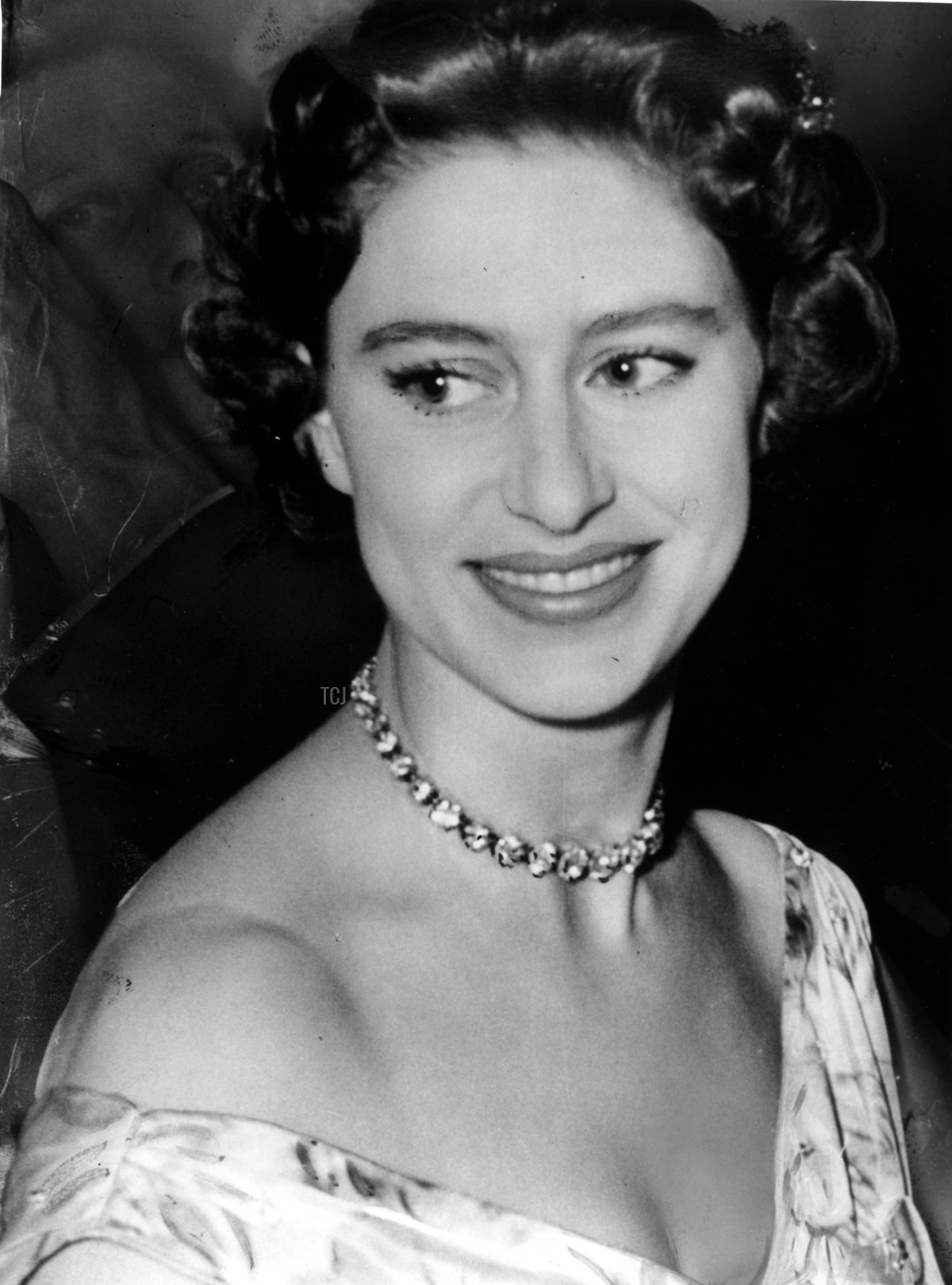 La Principessa Margaret partecipa a un ballo di beneficenza il 19 agosto 1955 a Londra